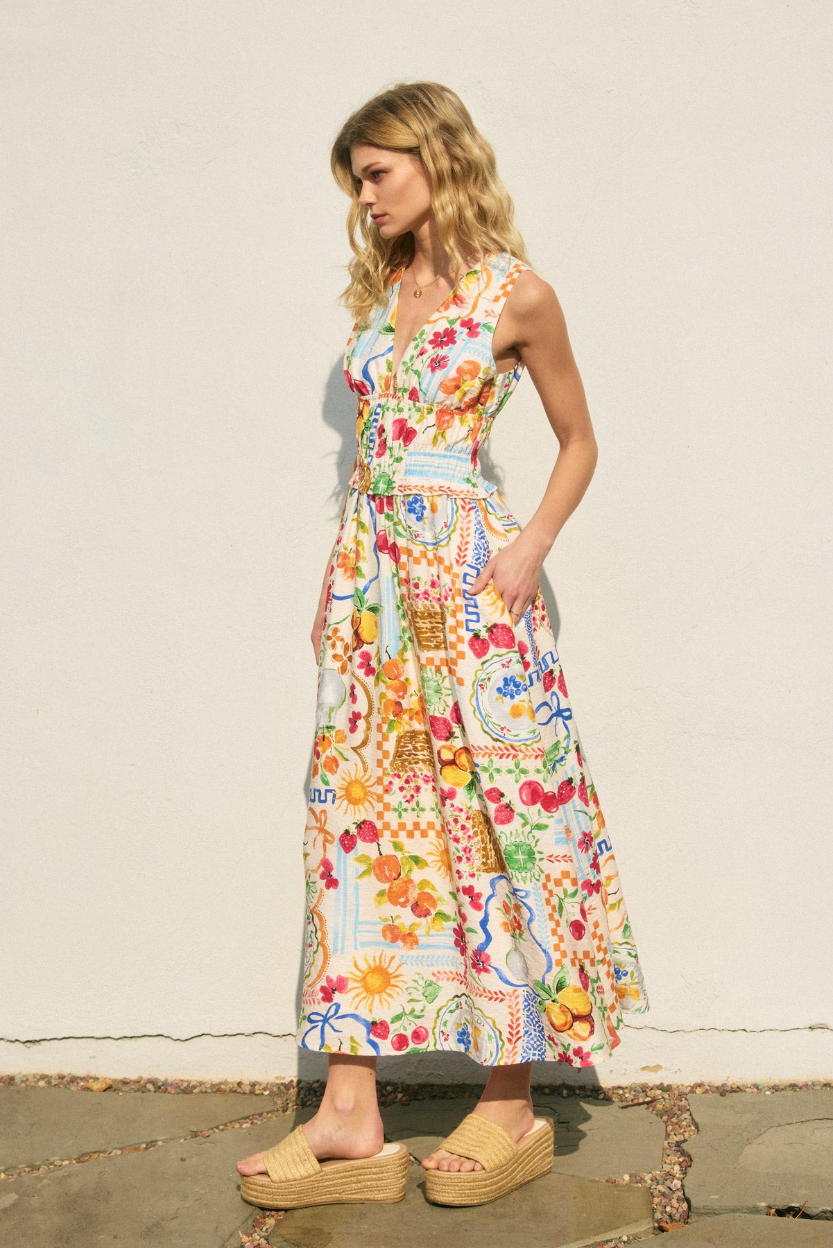 Dress Forum - Sweetest Thing Poplin Shirred Waist Midi Dress in Summer Picnic