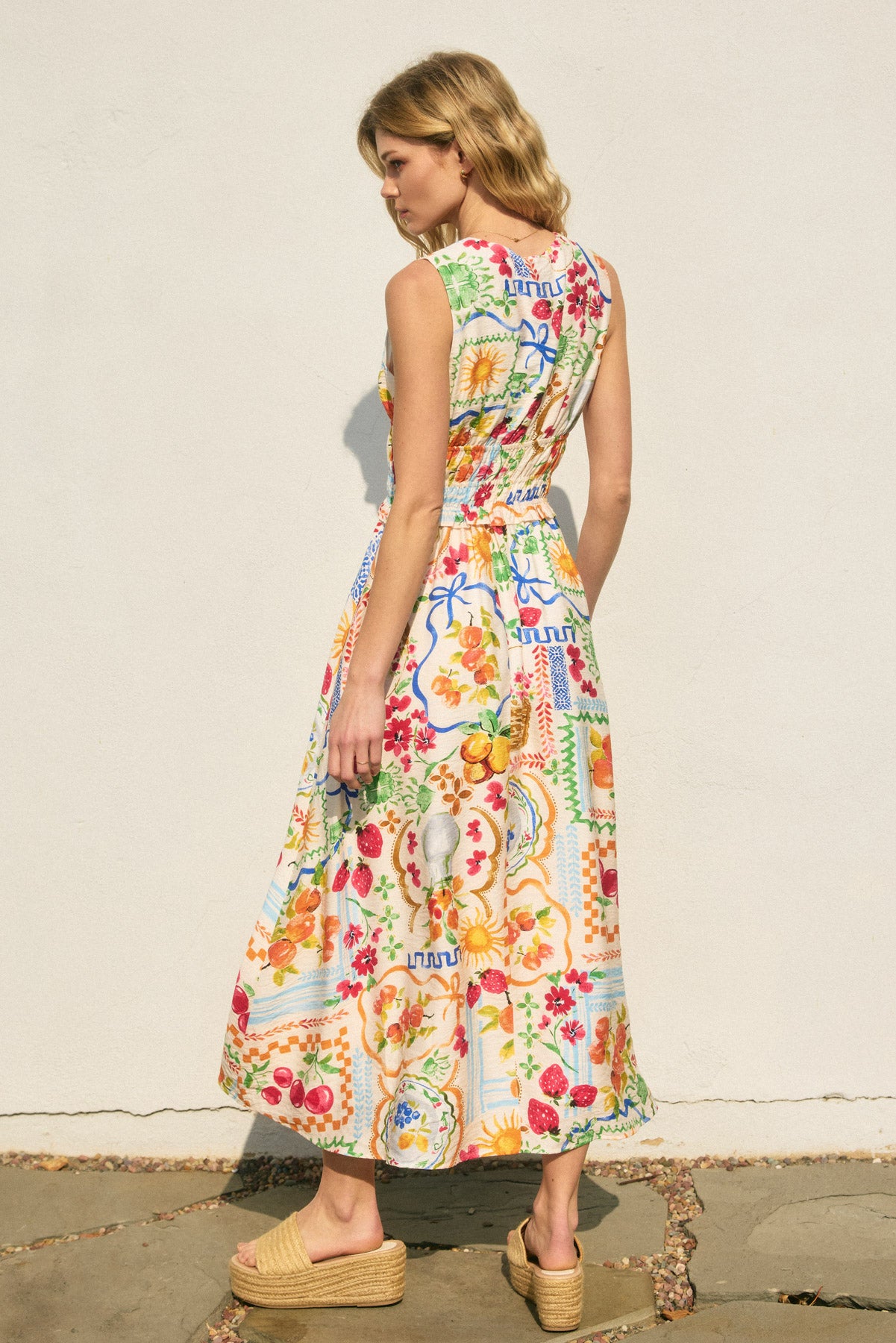Dress Forum - Sweetest Thing Poplin Shirred Waist Midi Dress in Summer Picnic