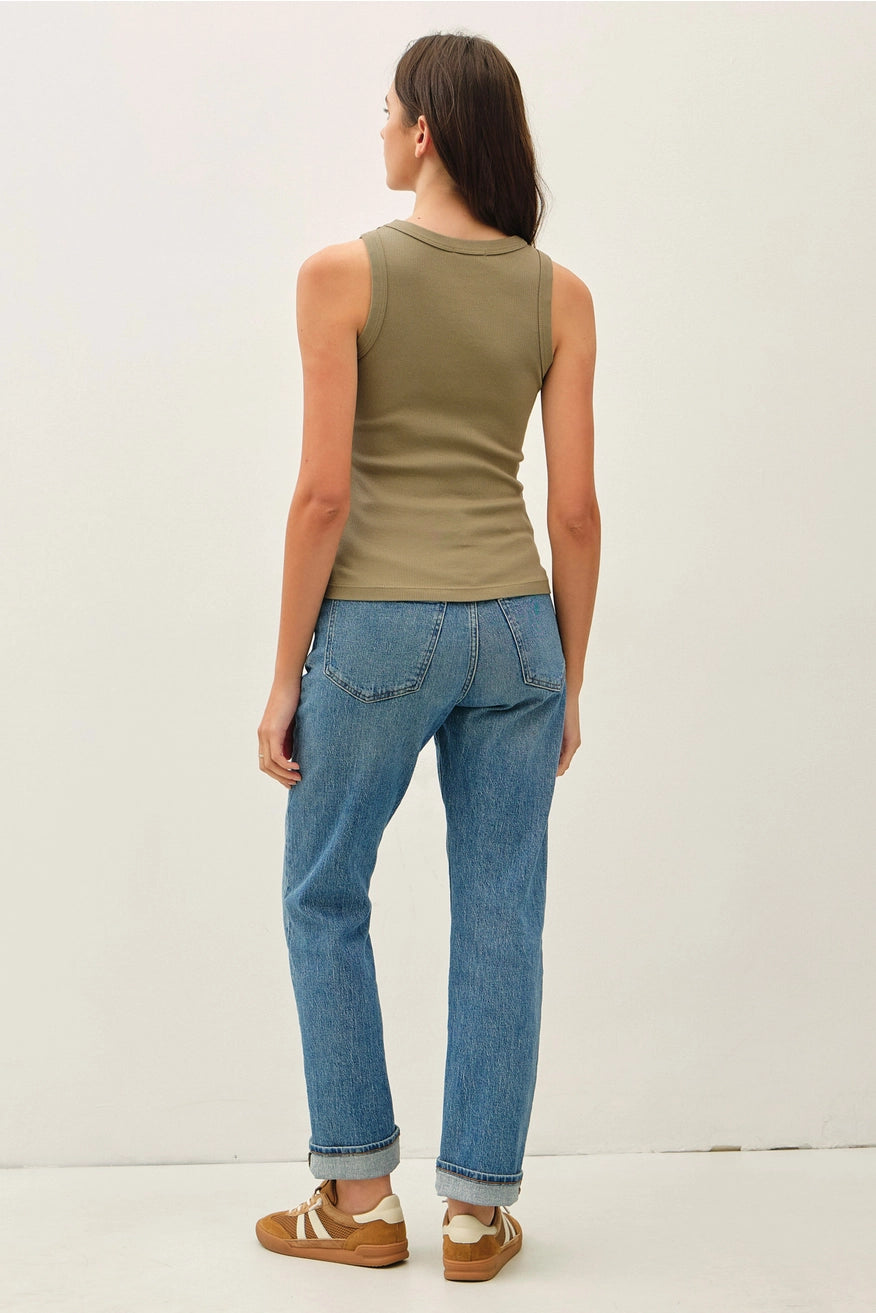 Be Cool - Basic Round Neck Tank Top in Olive