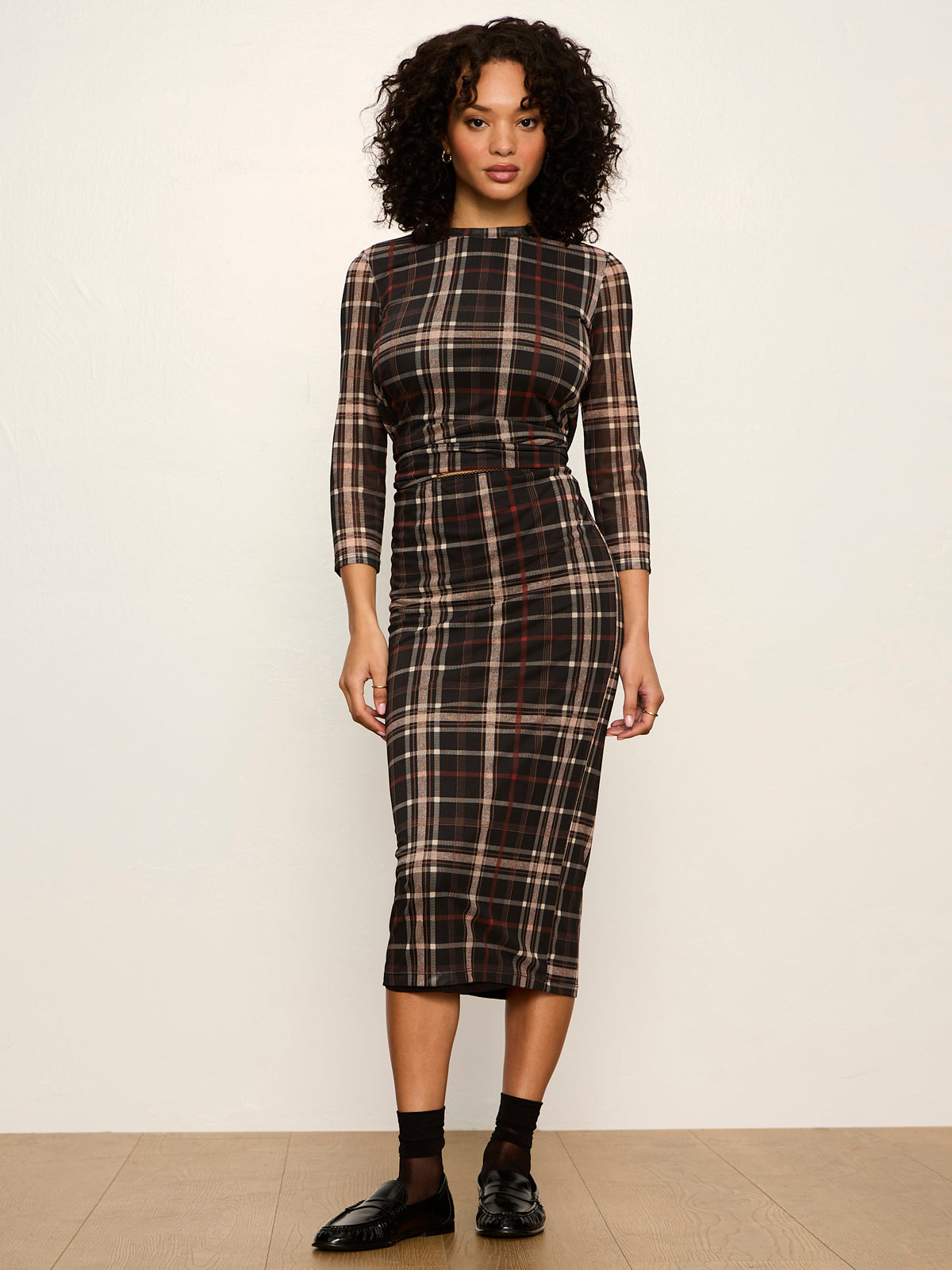 Sanctuary- Mesh 3/4 Sleeve Top in Cinder Plaid