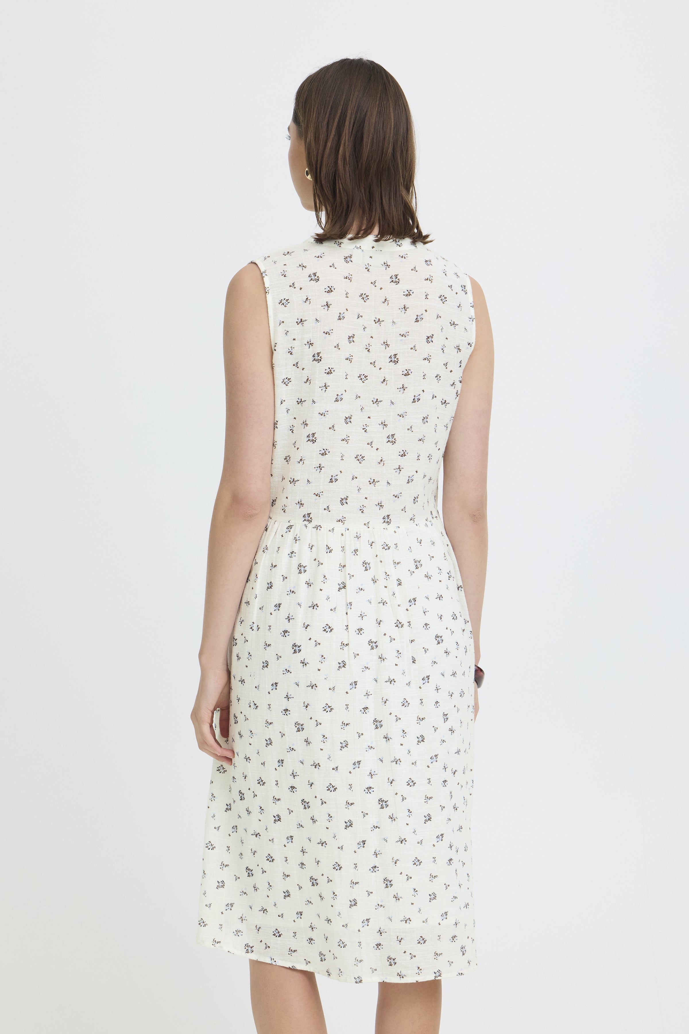 Fransa- Bobbi Sleeveless Dress in Cream with Brown Blue Floral