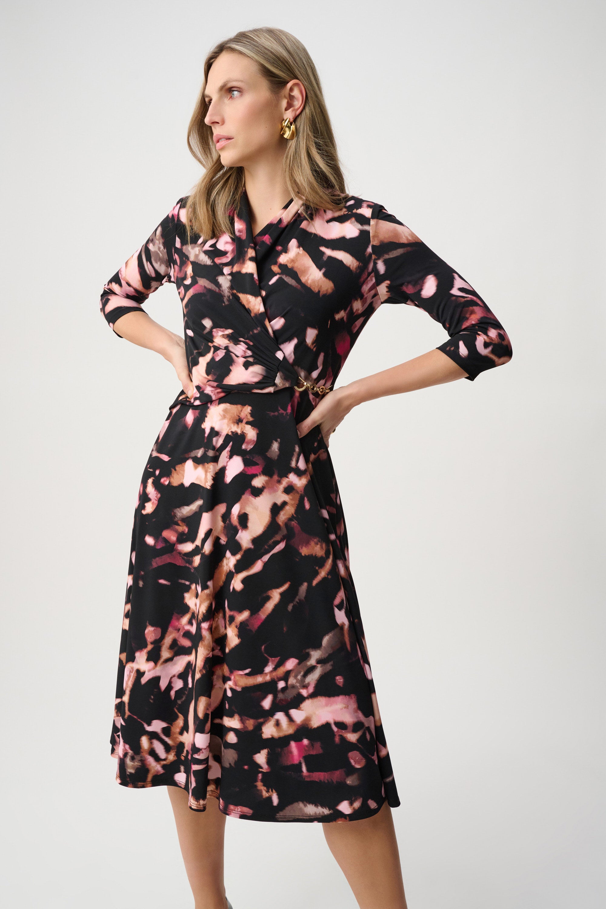 Joseph Ribkoff- Printed Silky Knit Fit And Flare Dress in Black