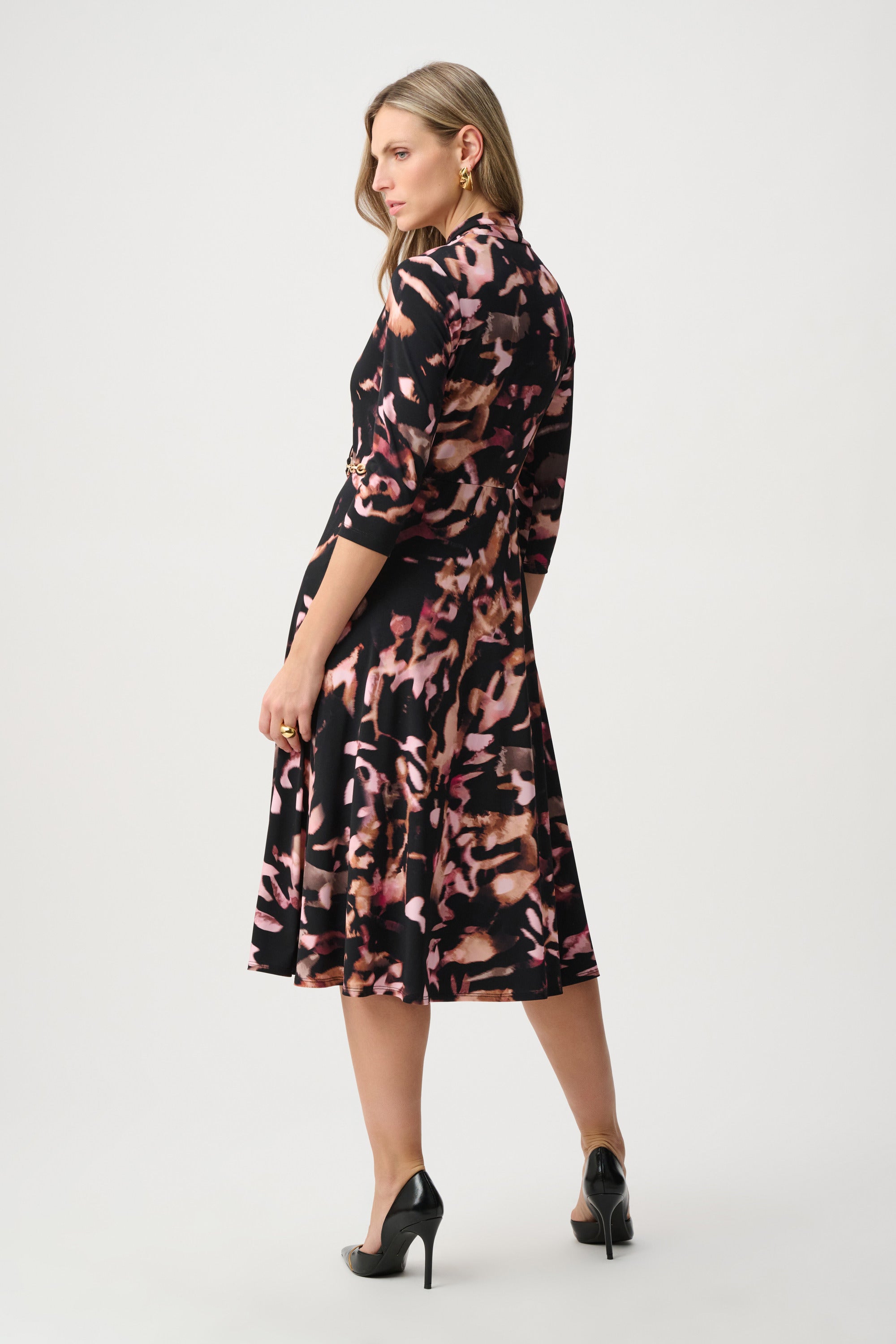 Joseph Ribkoff- Printed Silky Knit Fit And Flare Dress in Black