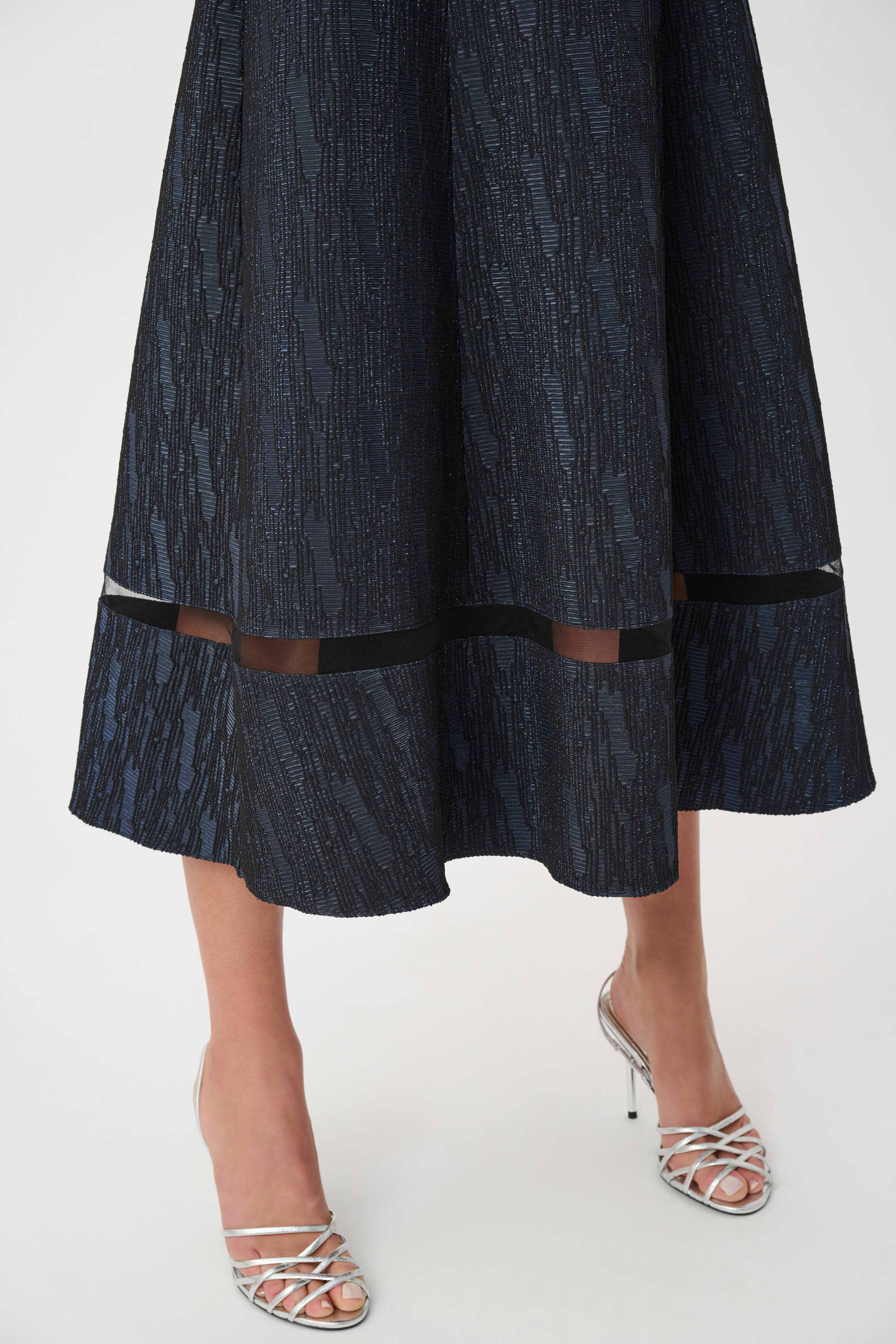 Joseph Ribkoff- Foil-Textured Jacquard Off-Shoulder Midi Dress in Navy