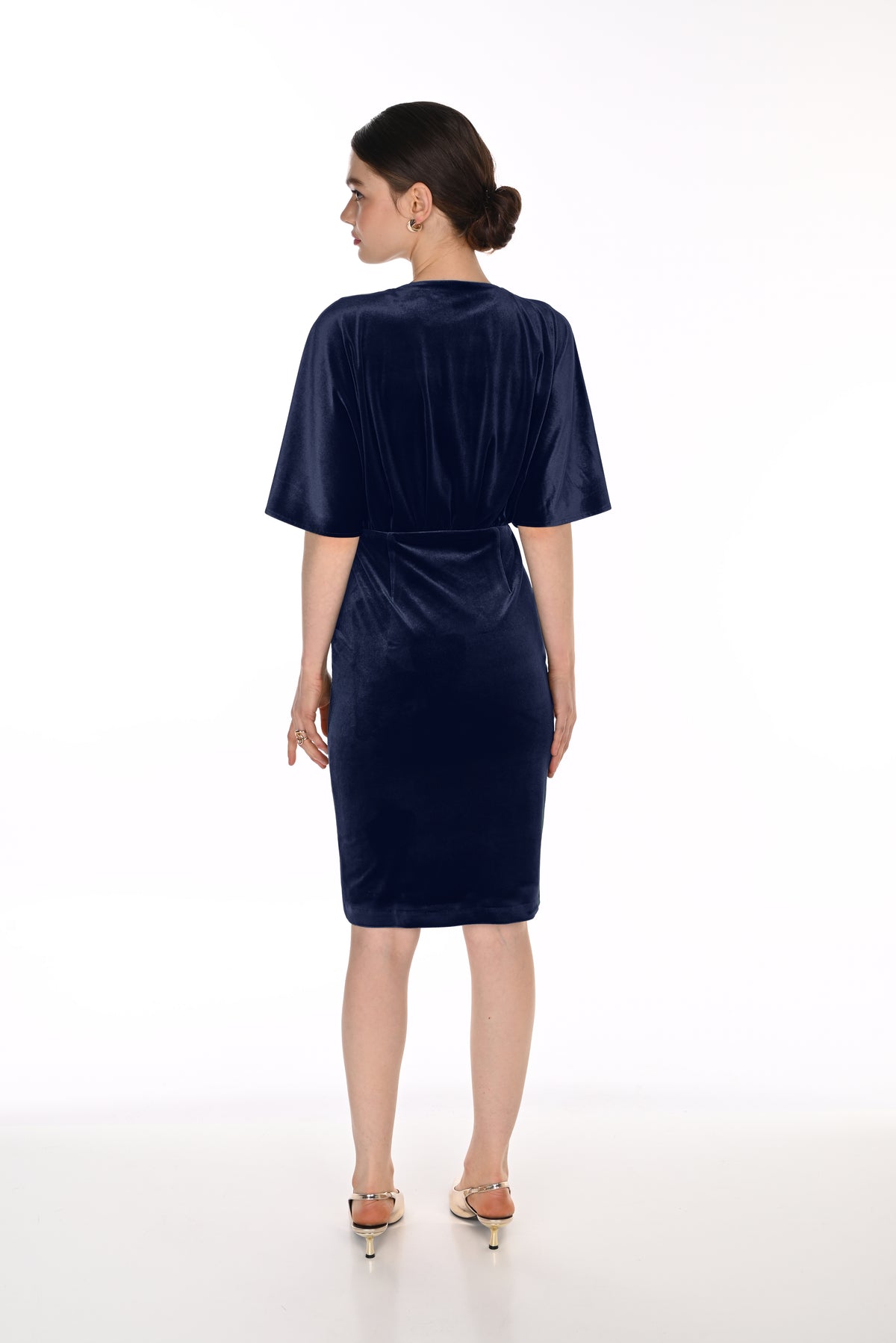 Frank Lyman- Velvet Midi Dress in Midnight