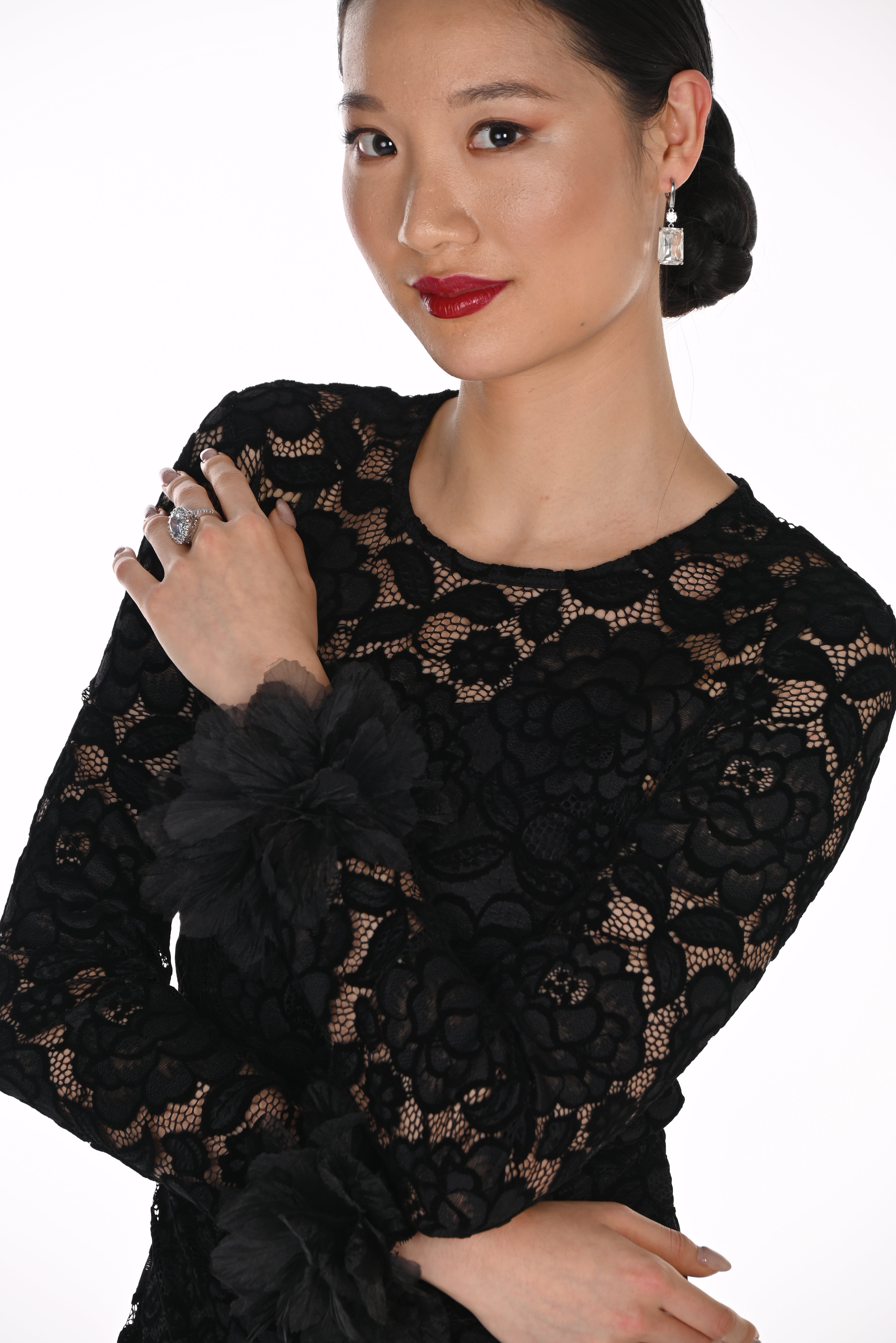 Frank Lyman- Feather Detail Dress in Black