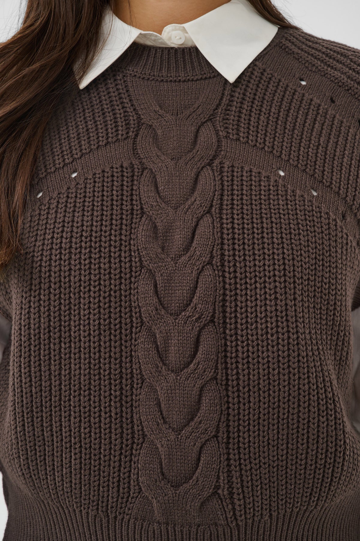 Saint Tropez- Trune Sweater Vest in Chocolate Brown