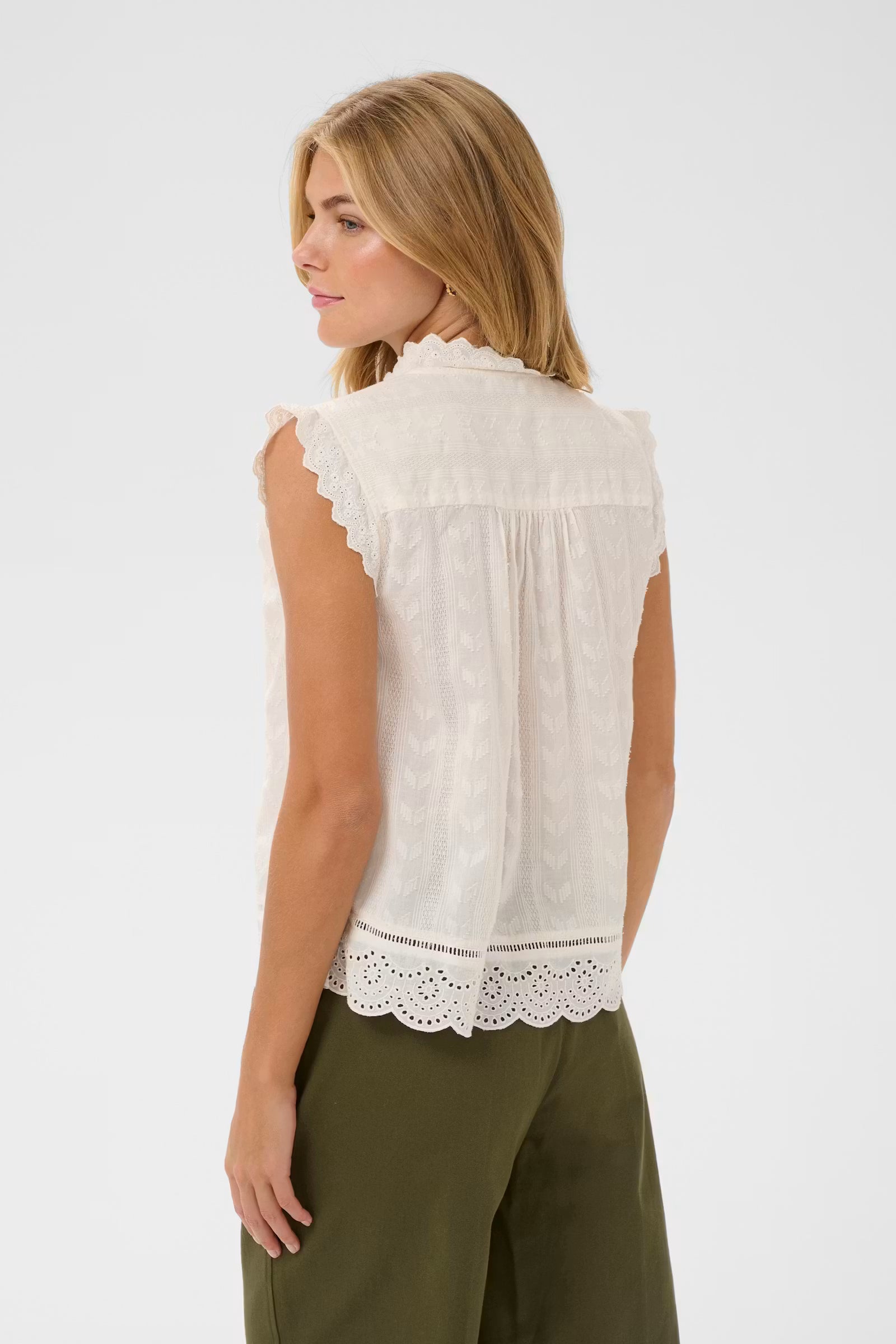 Saint Tropez- Rowyn Blouse in Ice White