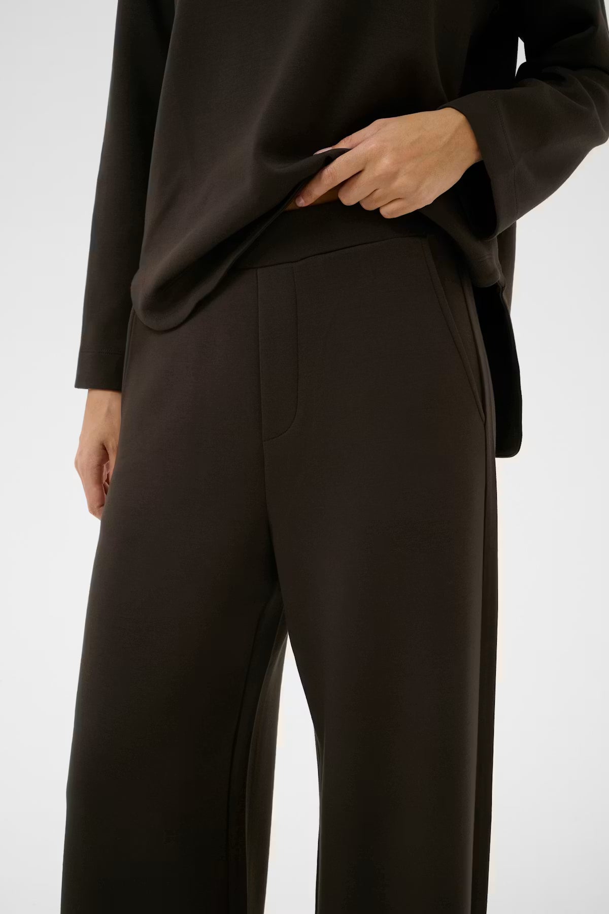 In Wear- Gincette Pant in Chocolate Brown