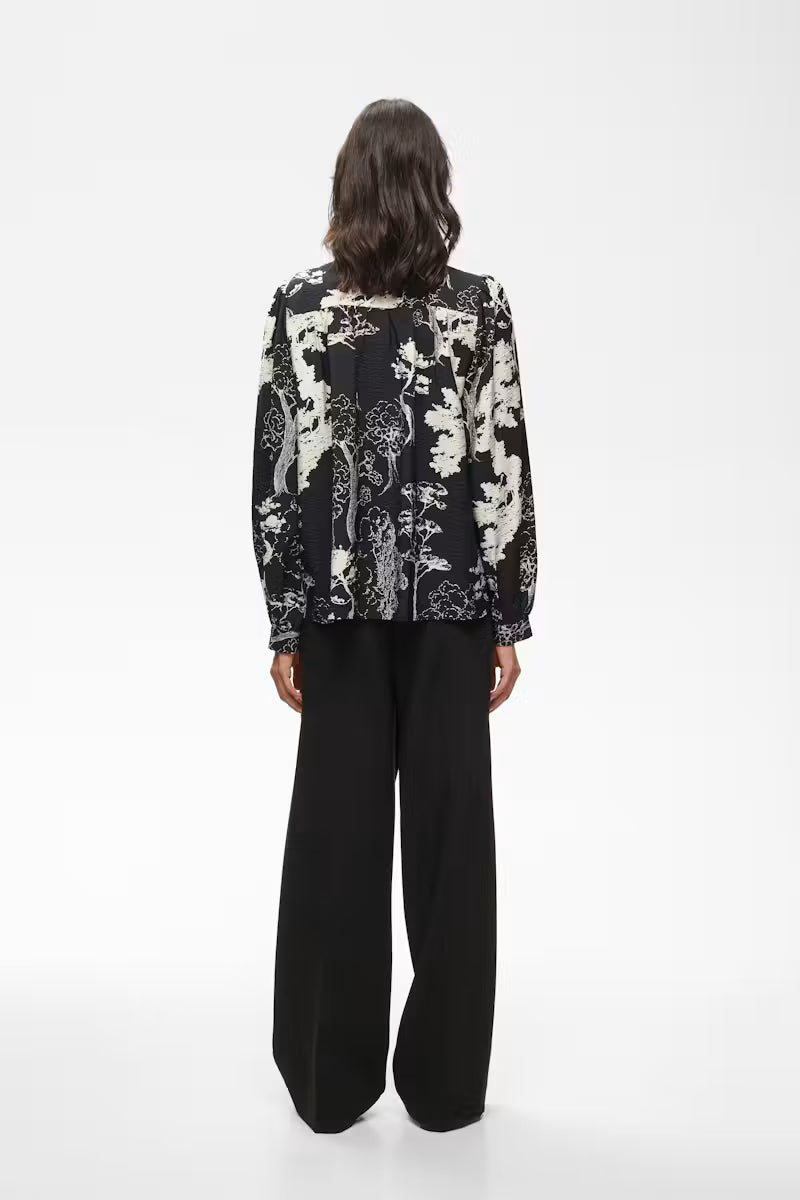 InWear- Makenna Blouse in Black Tree Garden