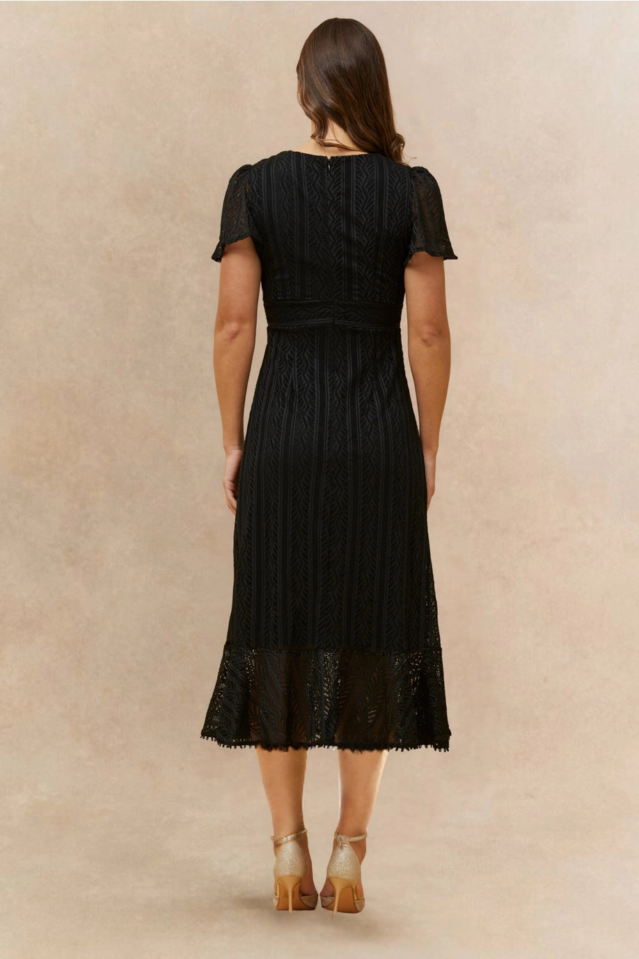 Annick- Bonnie Stretch Crochet Midi Dress
