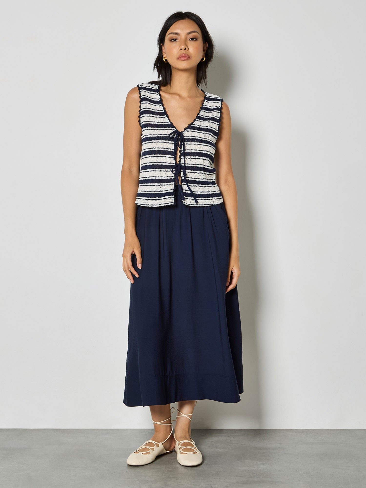 Apricot- Knitted Stripe Tie Top in Navy