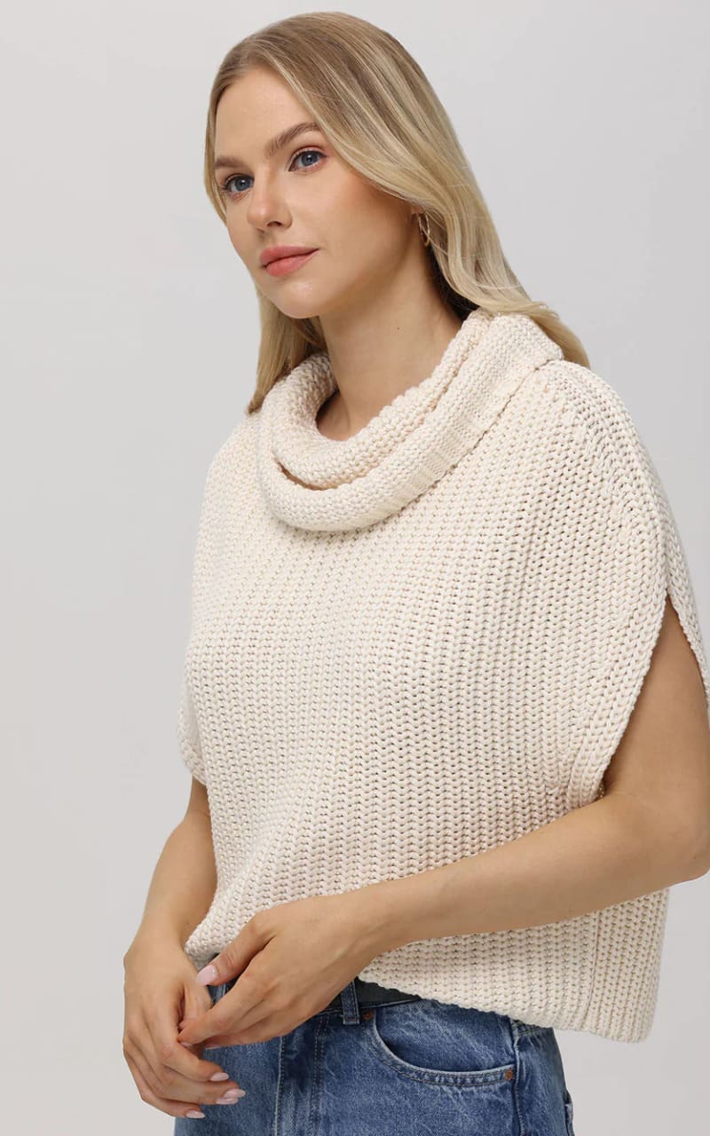 525 America - Cate Sleeveless Turtleneck Sweater in Cream