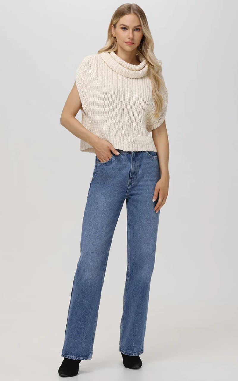 525 America - Cate Sleeveless Turtleneck Sweater in Cream