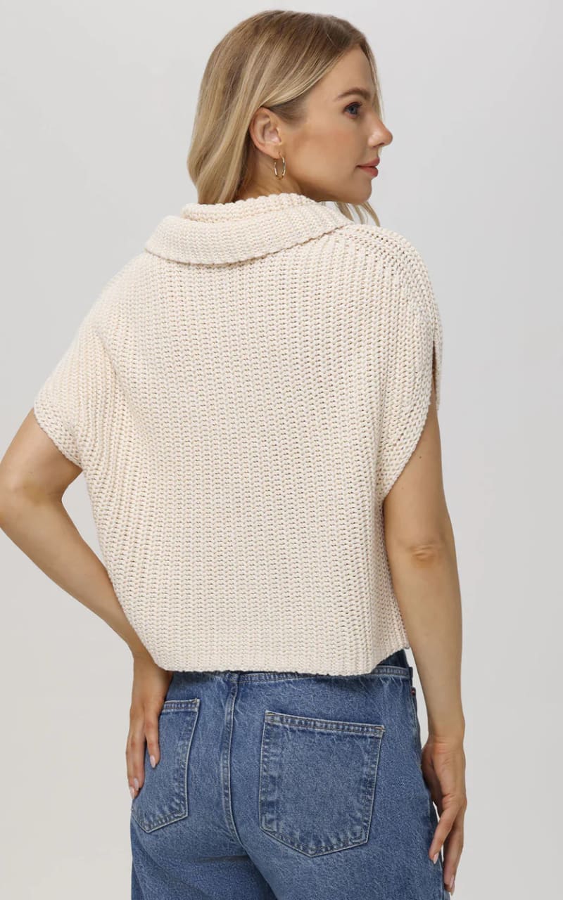 525 America - Cate Sleeveless Turtleneck Sweater in Cream