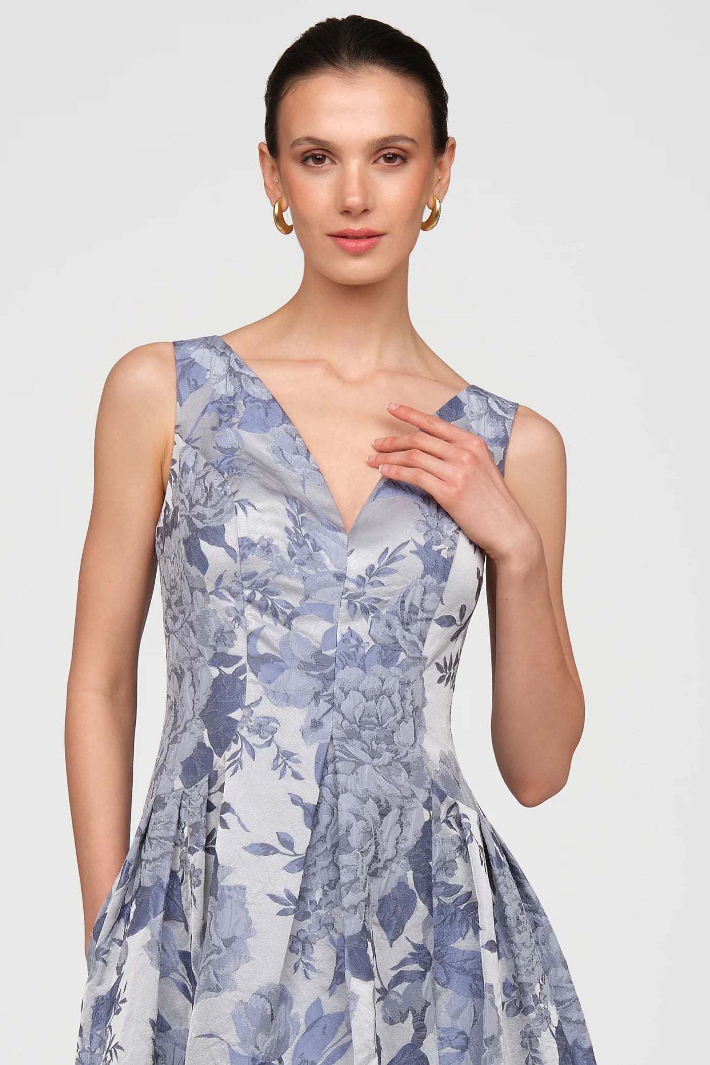 Kay Unger- Lysandra Tea Length Dress in Stone Wash