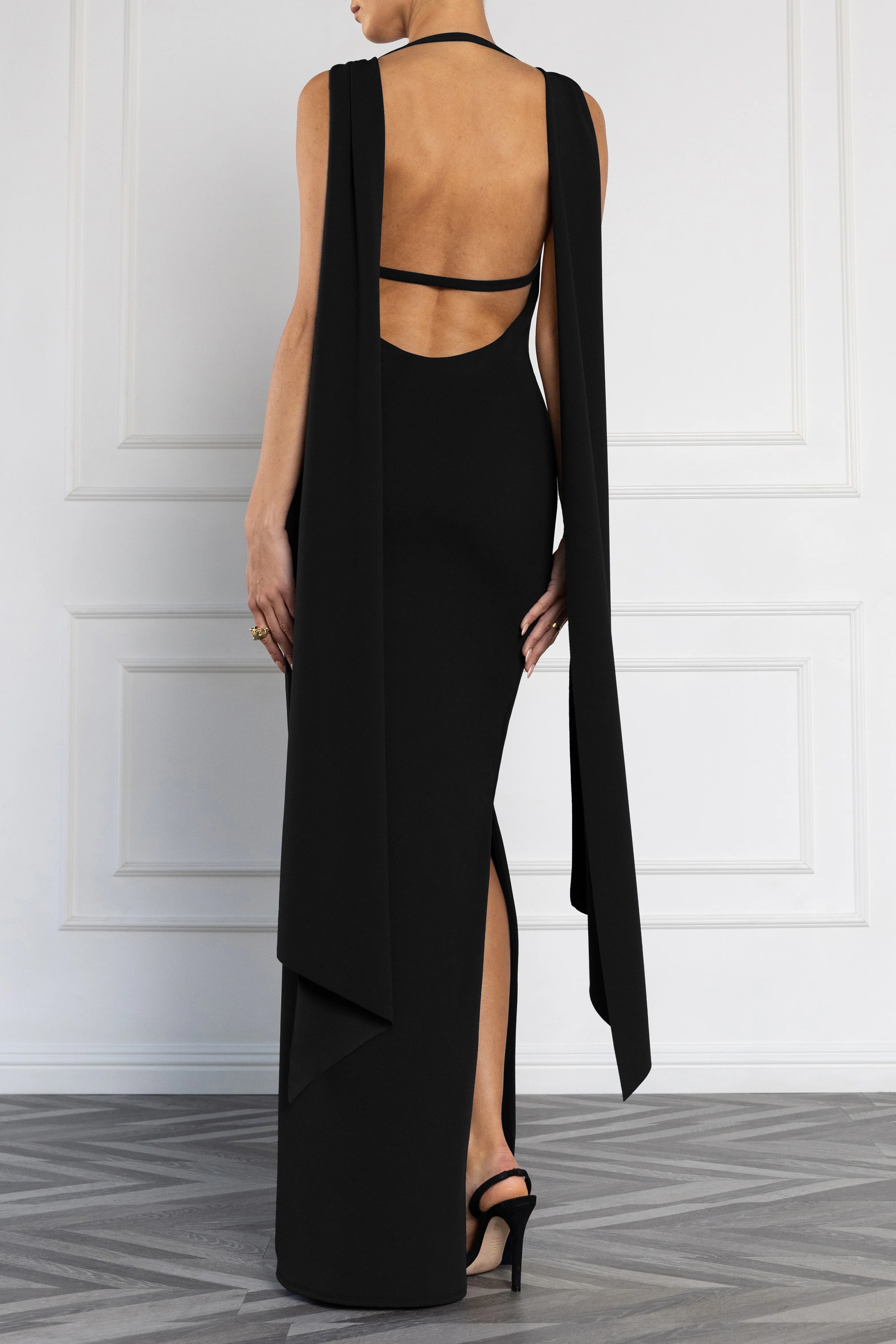 Black Halo- Brullo Maxi Dress in Black