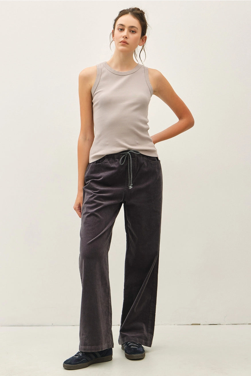 Be Cool - Basic Round Neck Tank Top in Greige