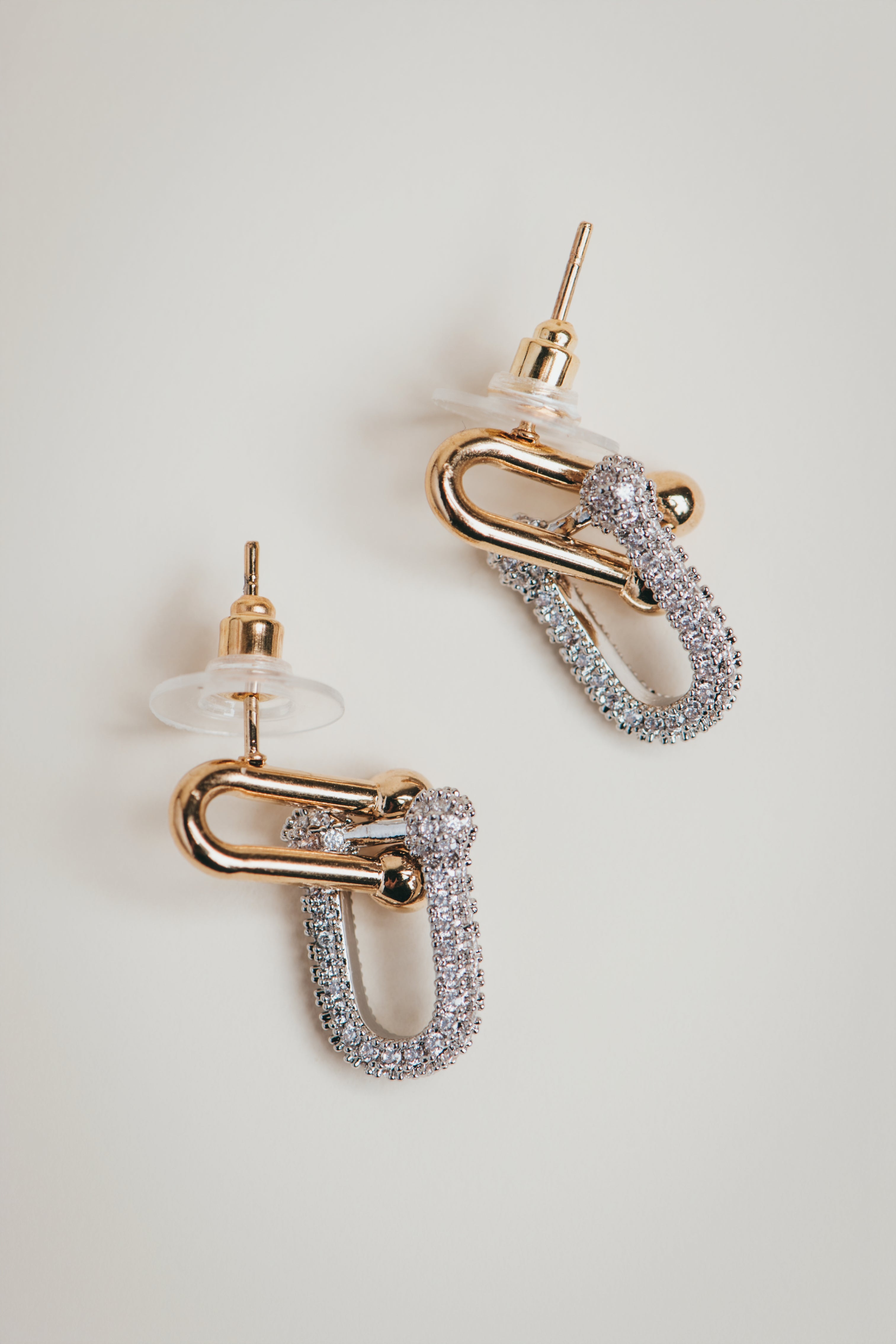 Mashni- Sparkle Paperclip Earrings