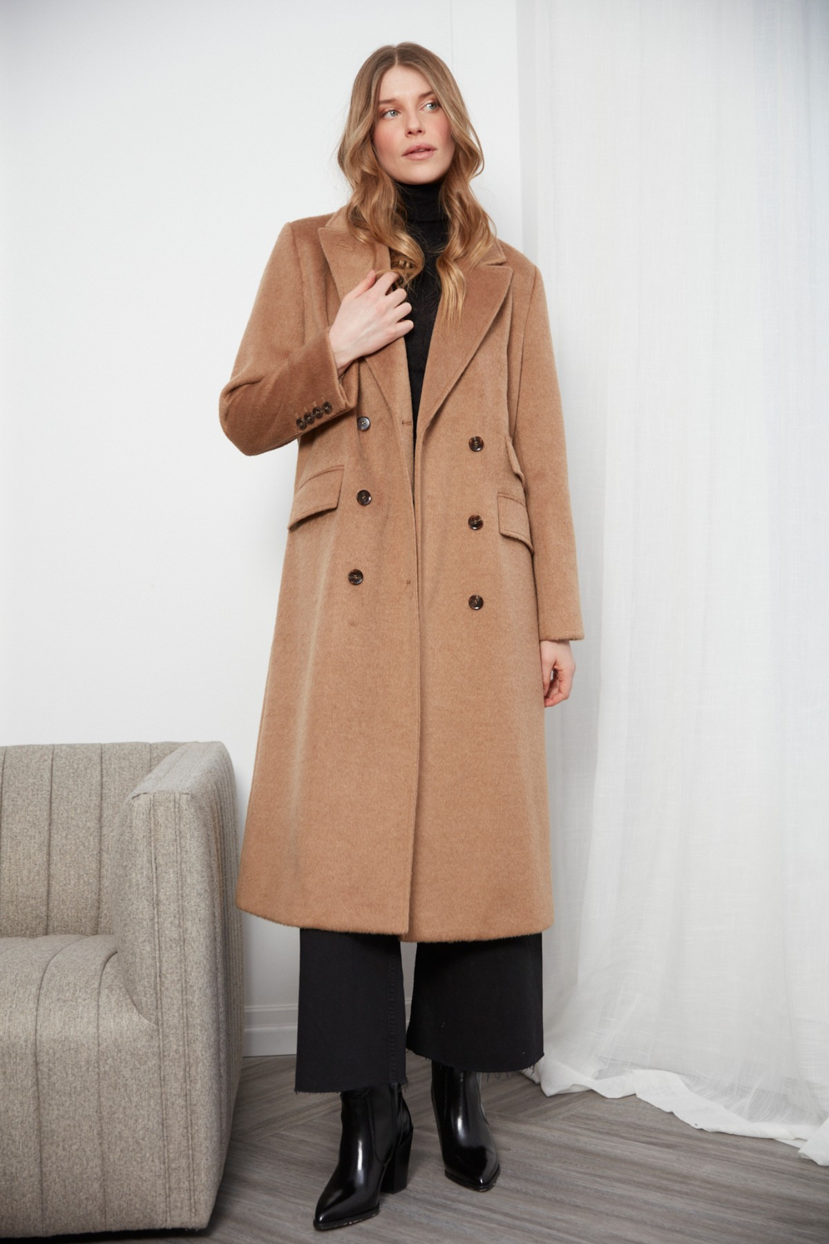 Adrøit Atelier- Bennett Wool Coat in Camel