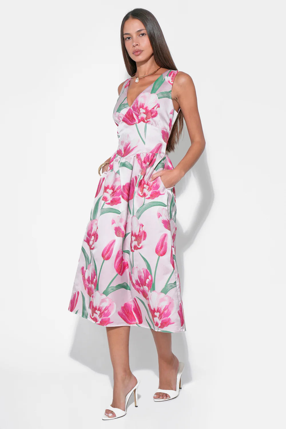 Adelyn Rae- Amira Sweetheart Flower Jacquard Midi Dress in Tulip Floral