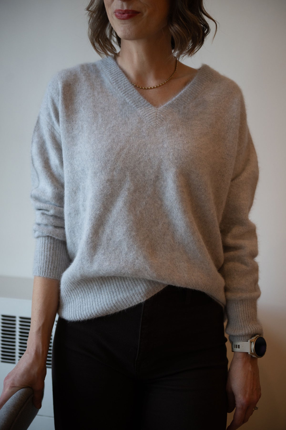 UNIVERSEL- V-Neck Sweater