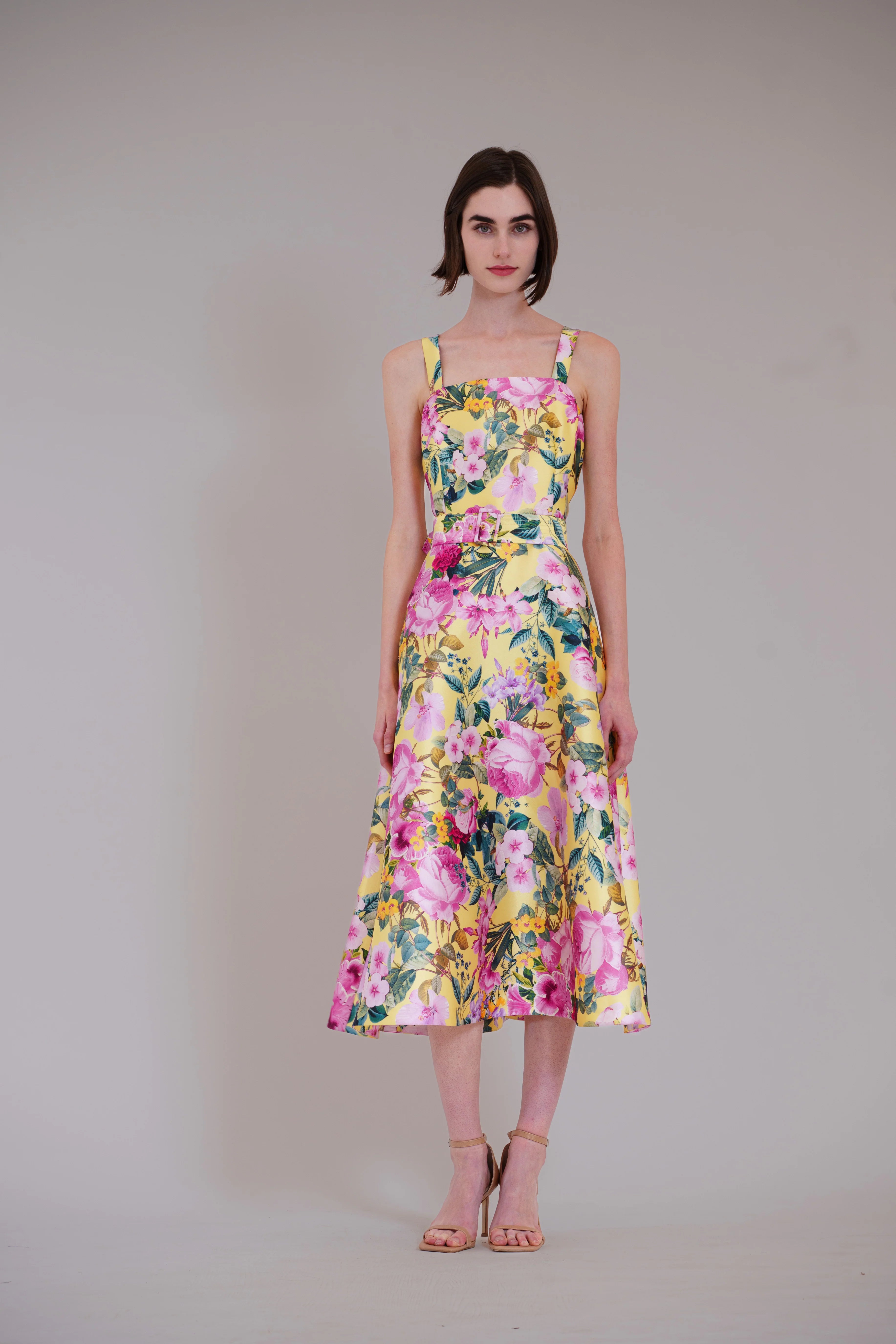 Julia Jordan- Sleeveless Printed Midi Dress in Yellow
