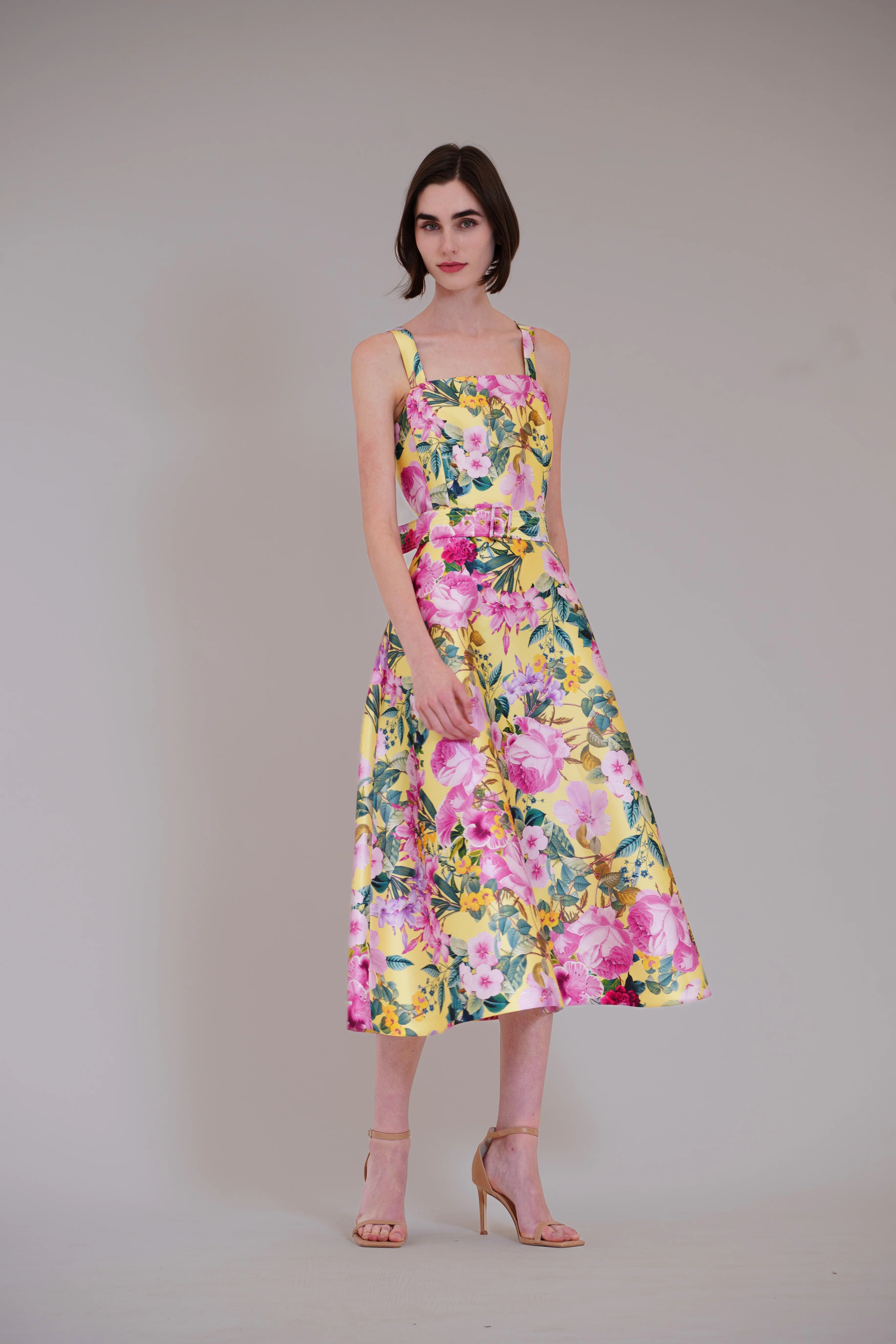 Julia Jordan- Sleeveless Printed Midi Dress in Yellow