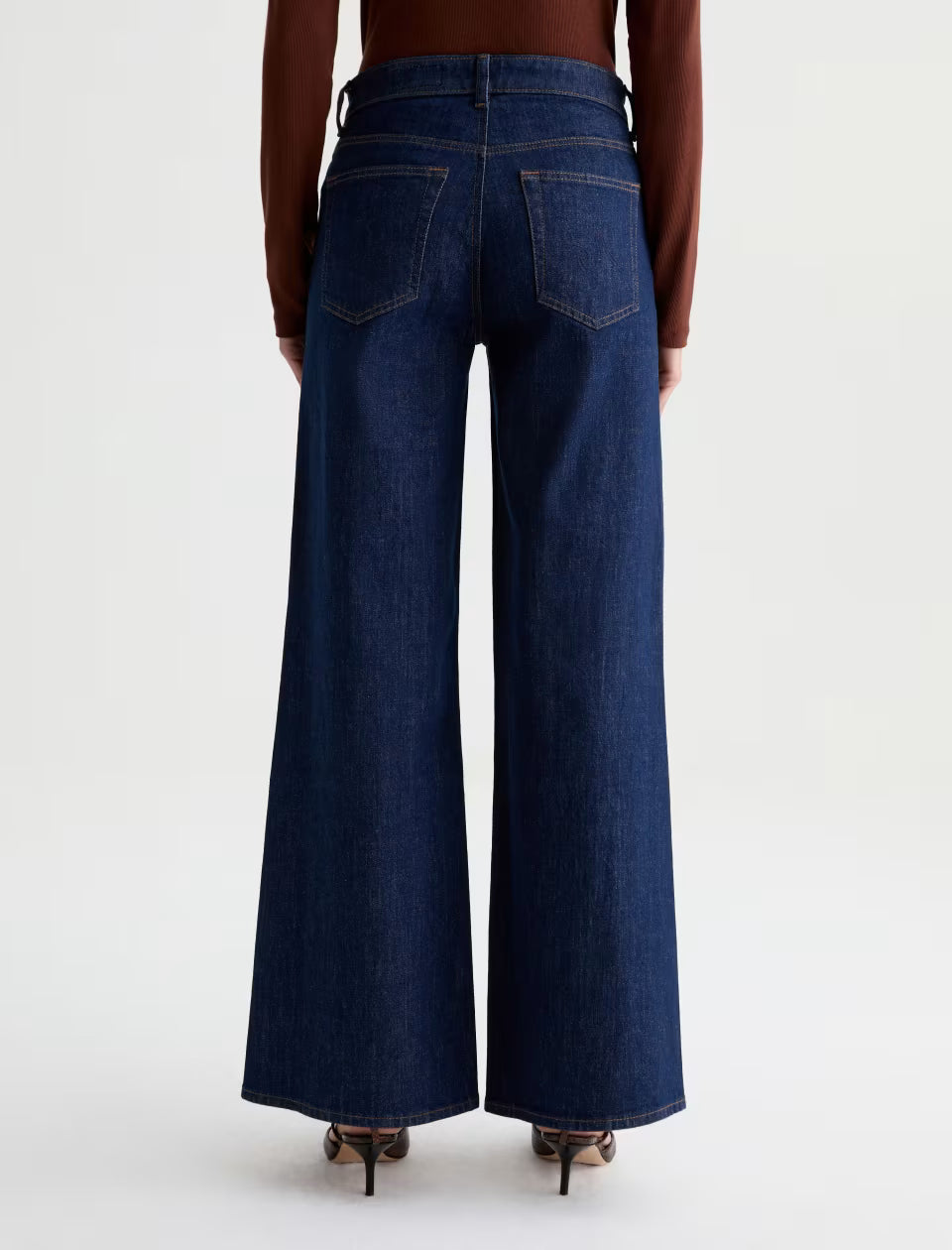 AG Jeans- Saige Mid Rise Wide Leg in Azar