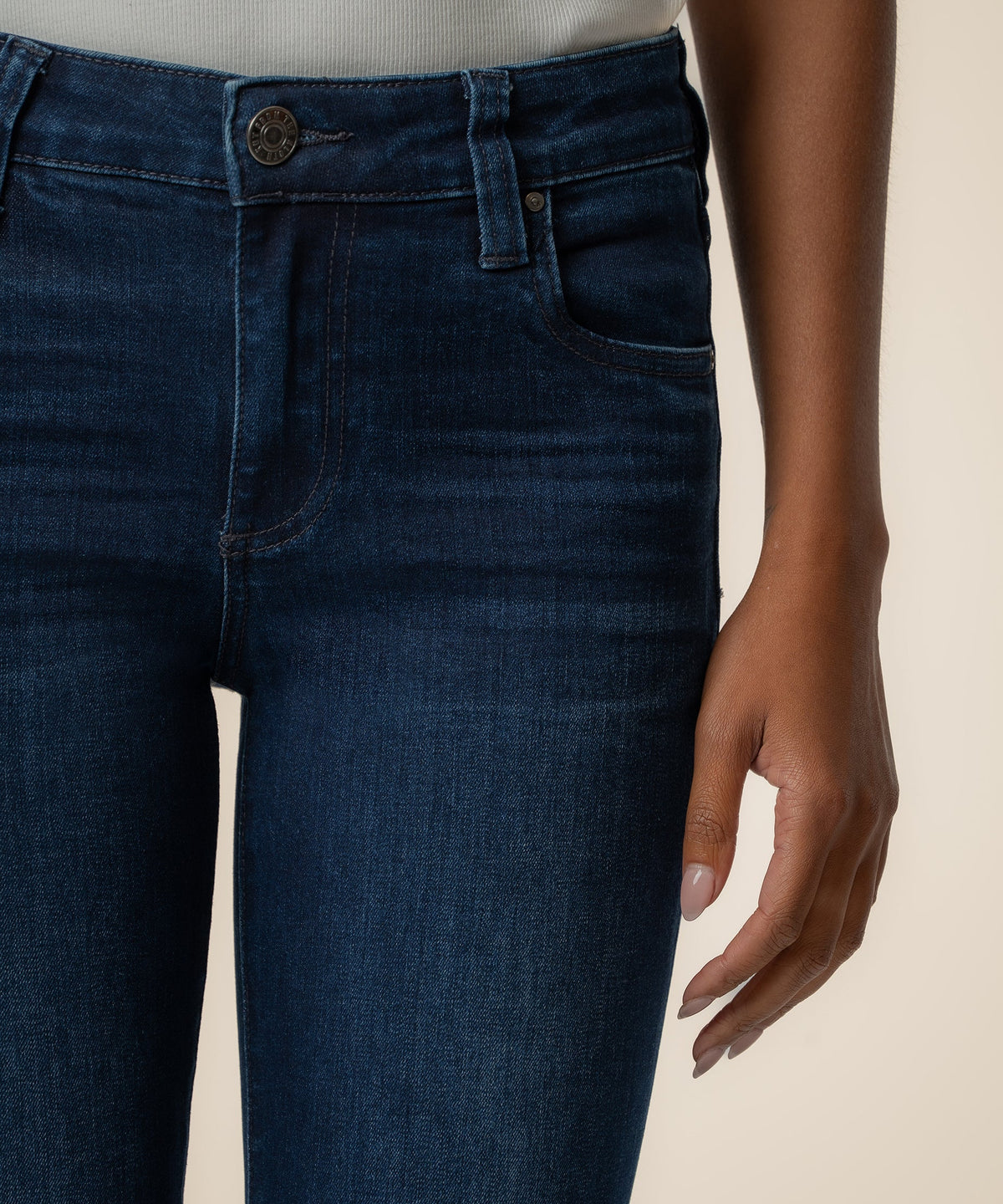 KUT From The Kloth- Natalie Mid Rise Flare in Glamour