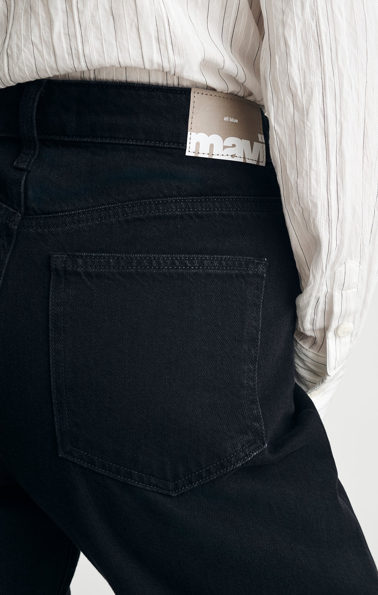Mavi- Taylor High Rise Straight Leg in Dark Smoke Light Blue Classic 32" Inseam