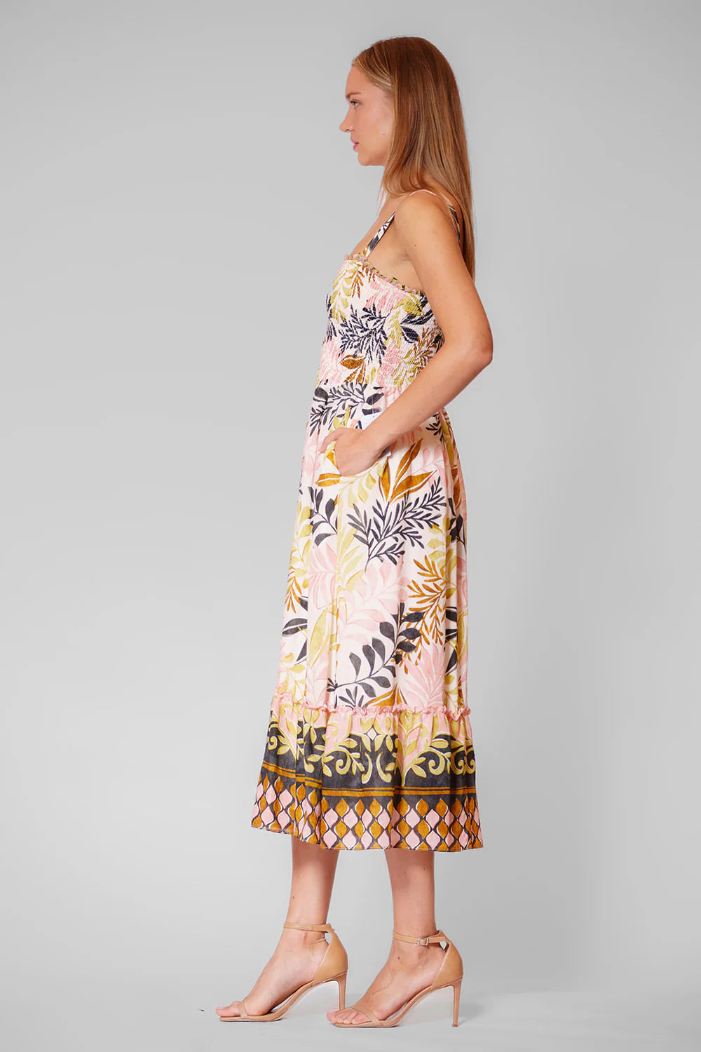 Julia Jordan- Strapless Midi Smocking Dress in Ivory