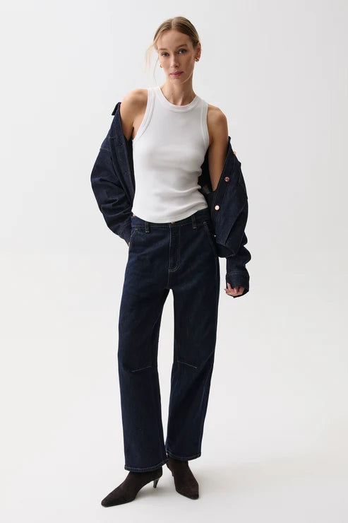 Pistola- Beau Seamed Crescent Jean in Nightfall