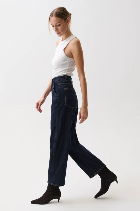 Pistola- Beau Seamed Crescent Jean in Nightfall