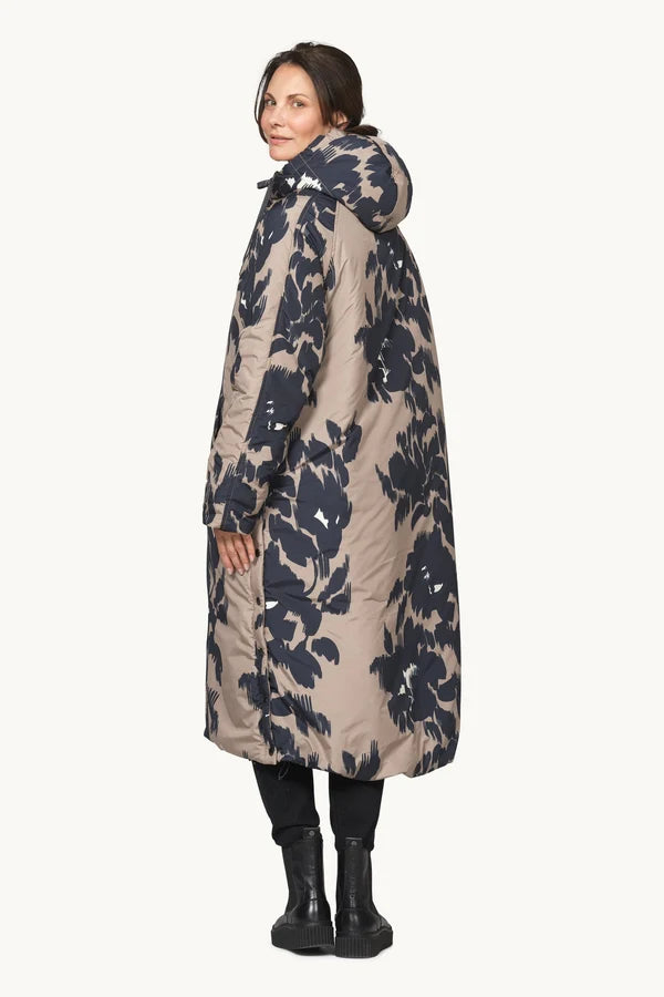 Ilse Jacobsen- Long Padded Coat in Floral