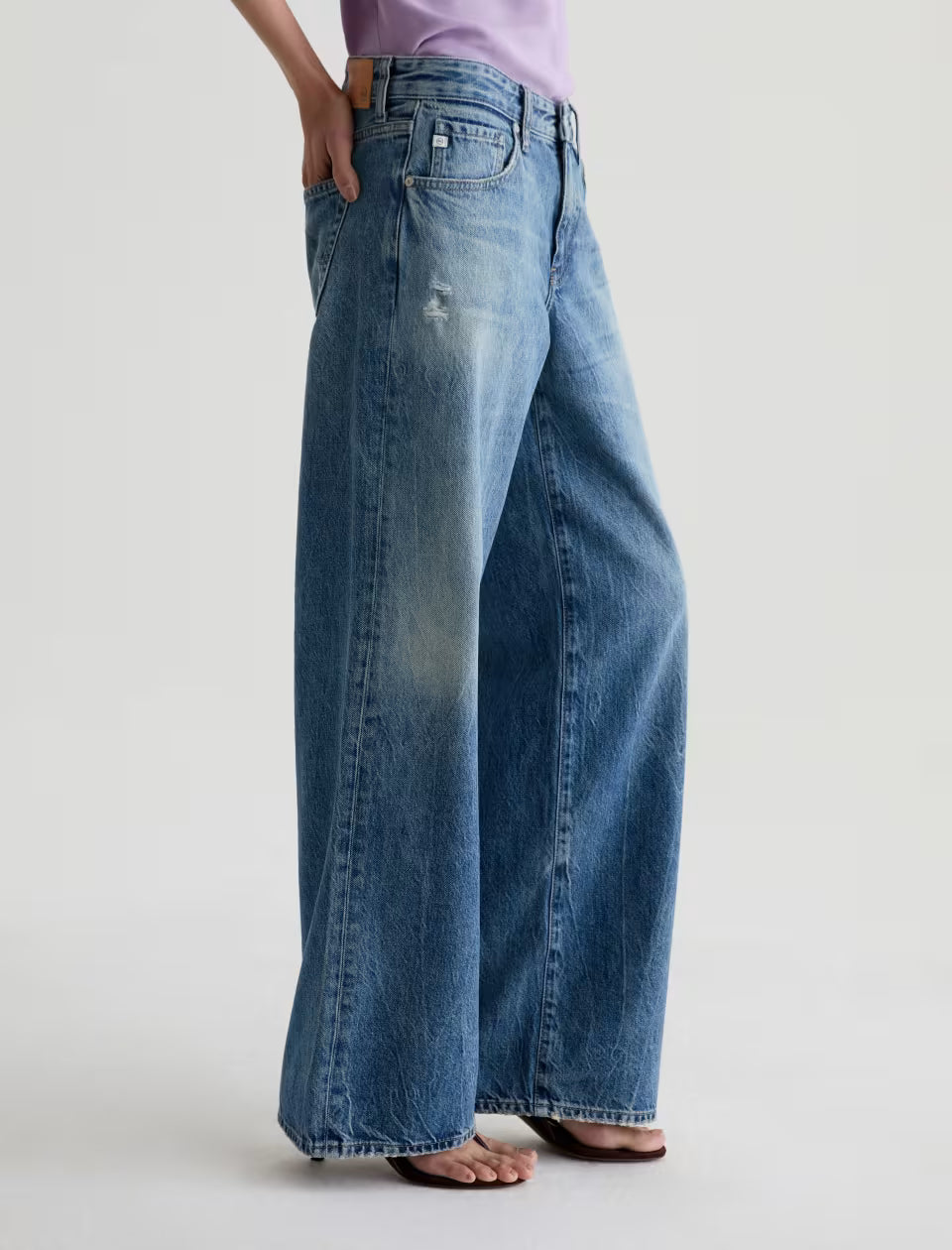 AG Jeans- Adria Low Rise Wide Leg in Reserva