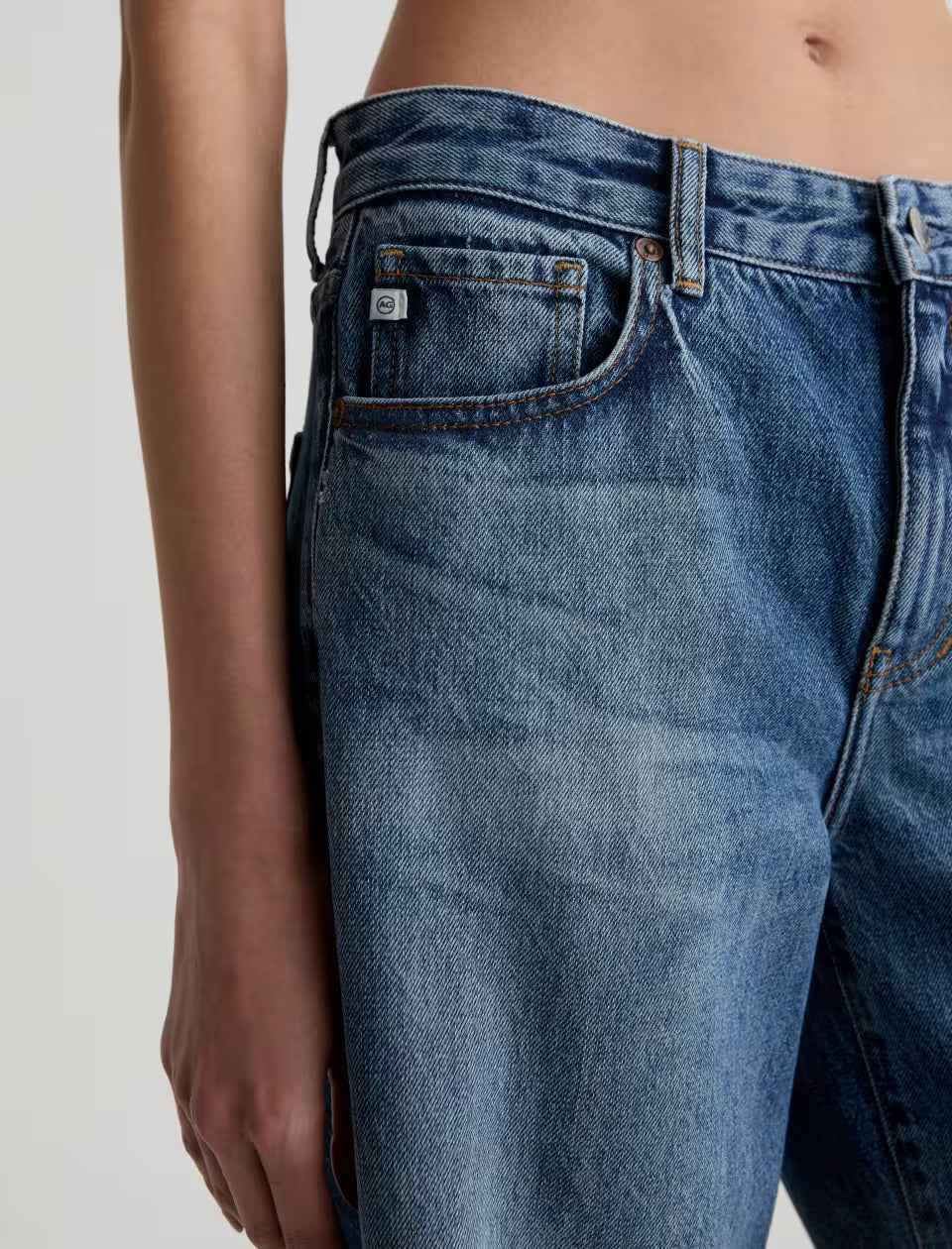 AG Jeans- Saige Mid Rise Wide Leg in Nostalgia