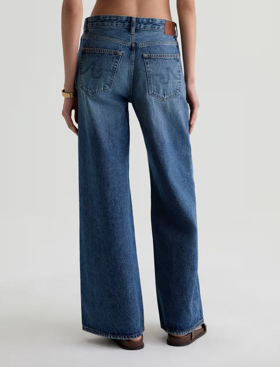 AG Jeans- Saige Mid Rise Wide Leg in Nostalgia