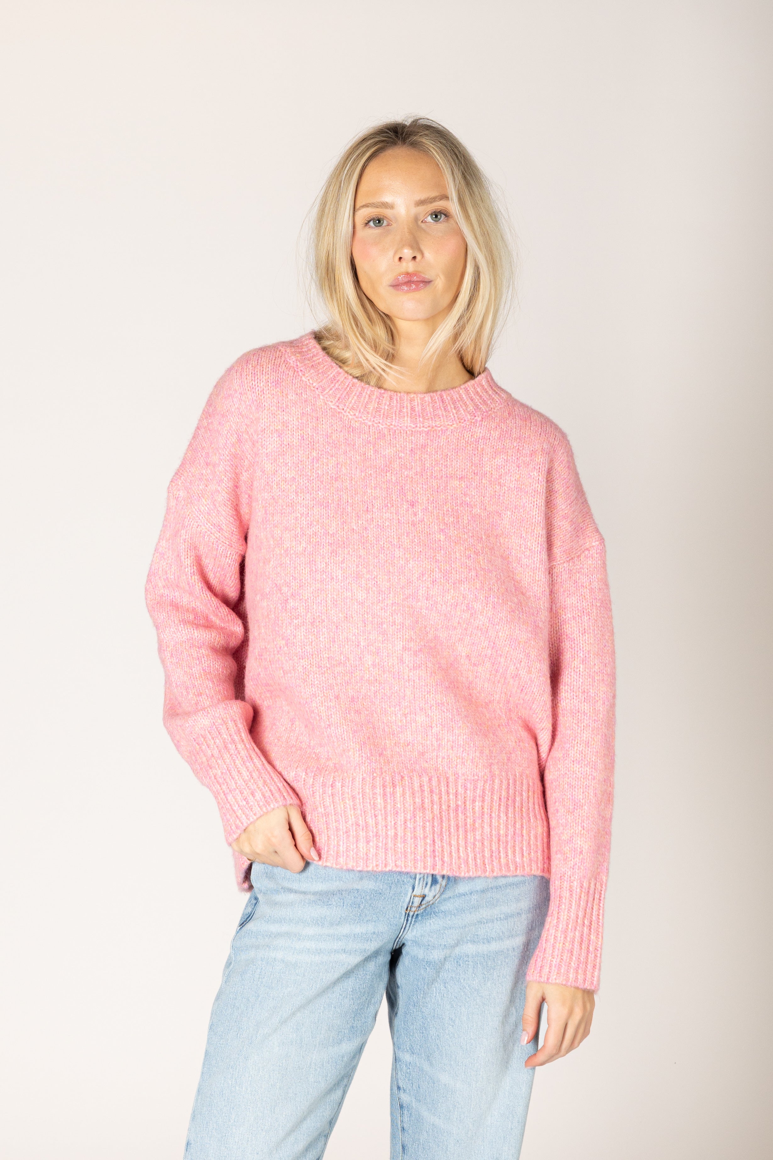 Lyla + Luxe- Tanya Must Have Classic Sweater in Peony