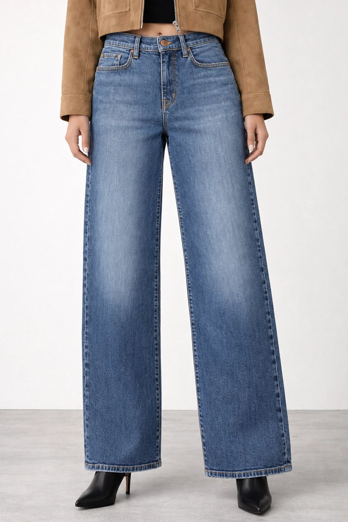 Fidelity- Bowery Exaggerated Full Leg Jeans in Bentley