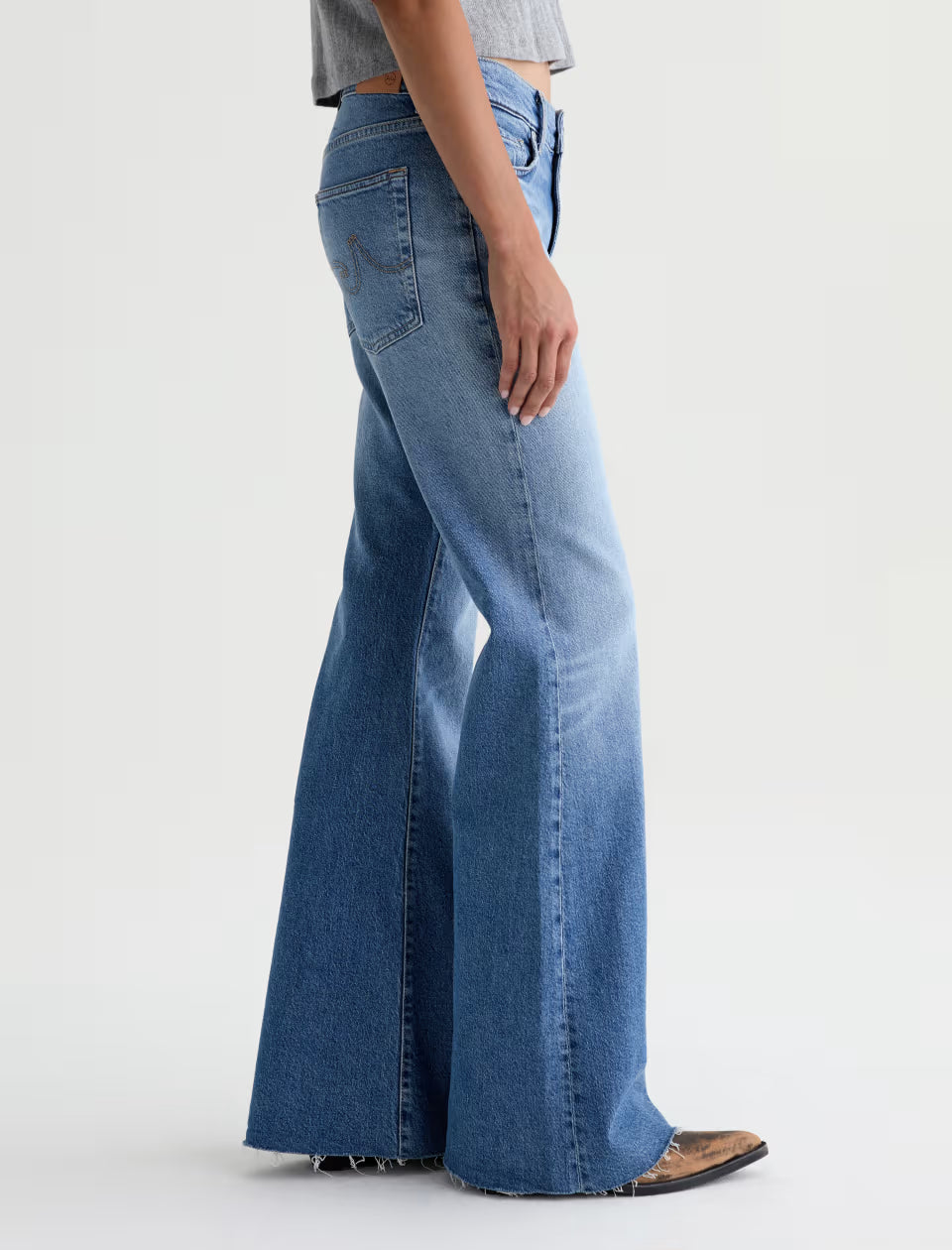 AG jeans- Relaxed Flare in 17 Years Duet