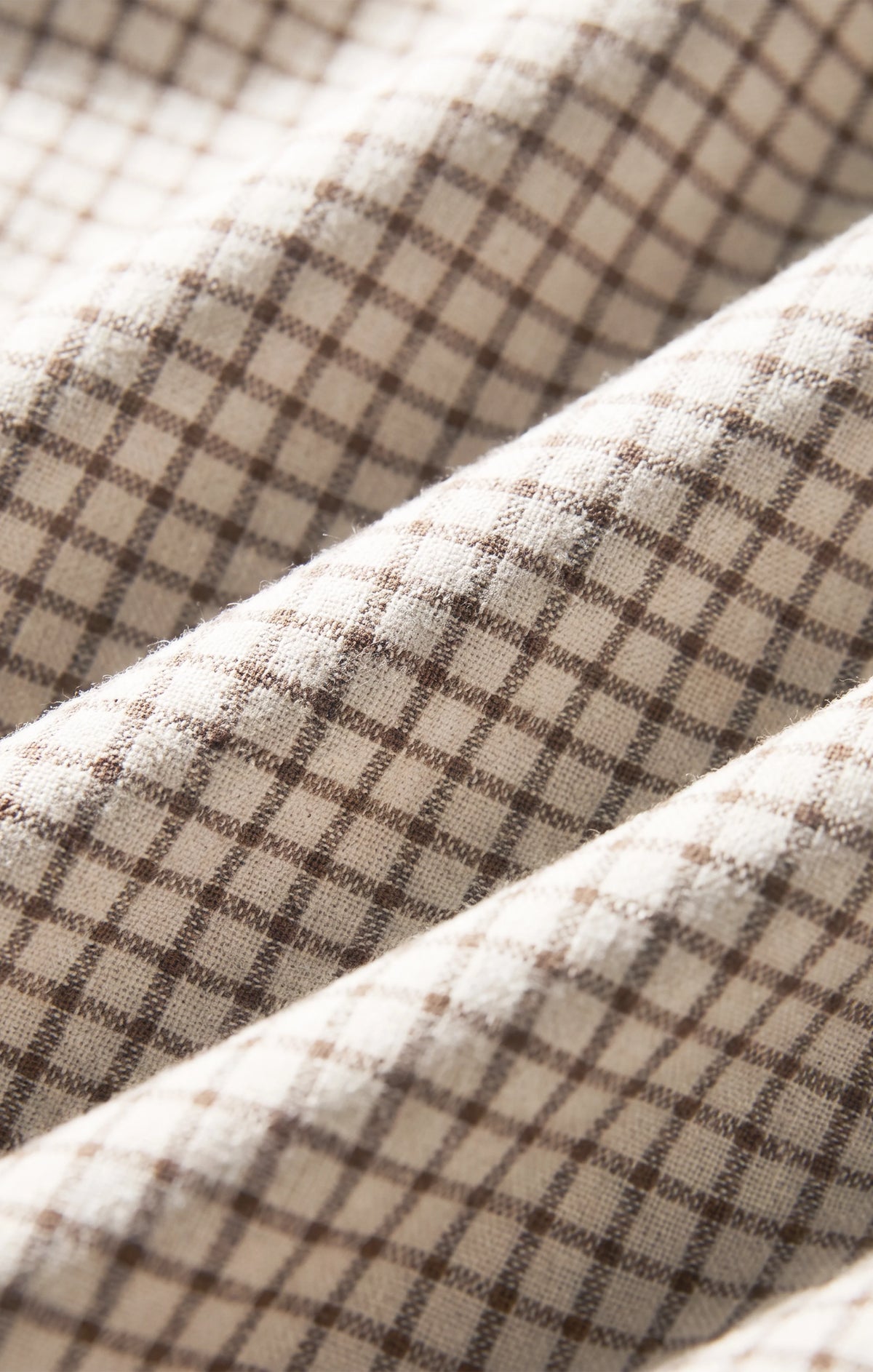 Z SUPPLY- River Plaid Button Up in Frosted Pearl