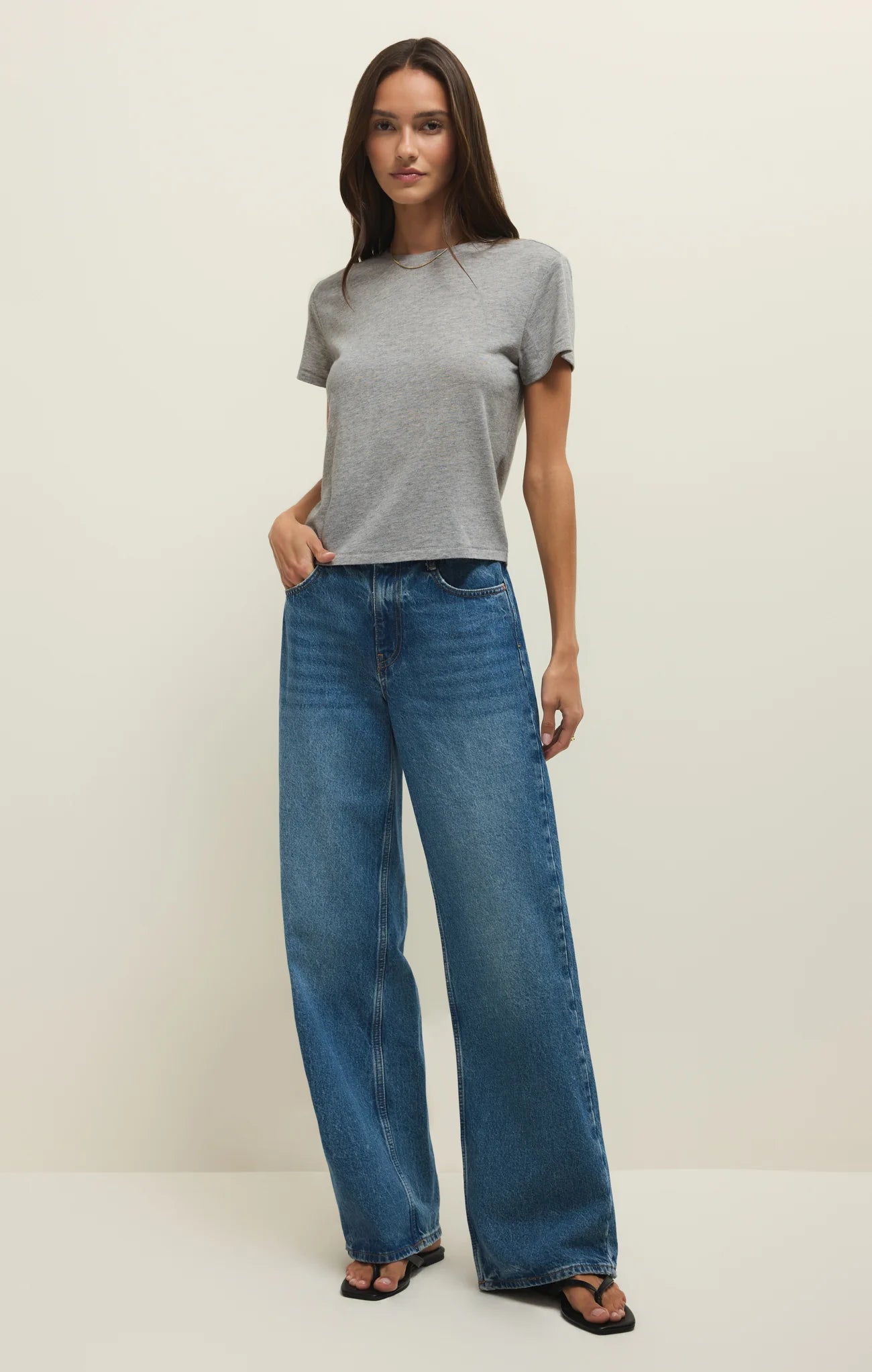 Z SUPPLY- Tourist Airy Knit Jersey Tee in Classic Heather Grey