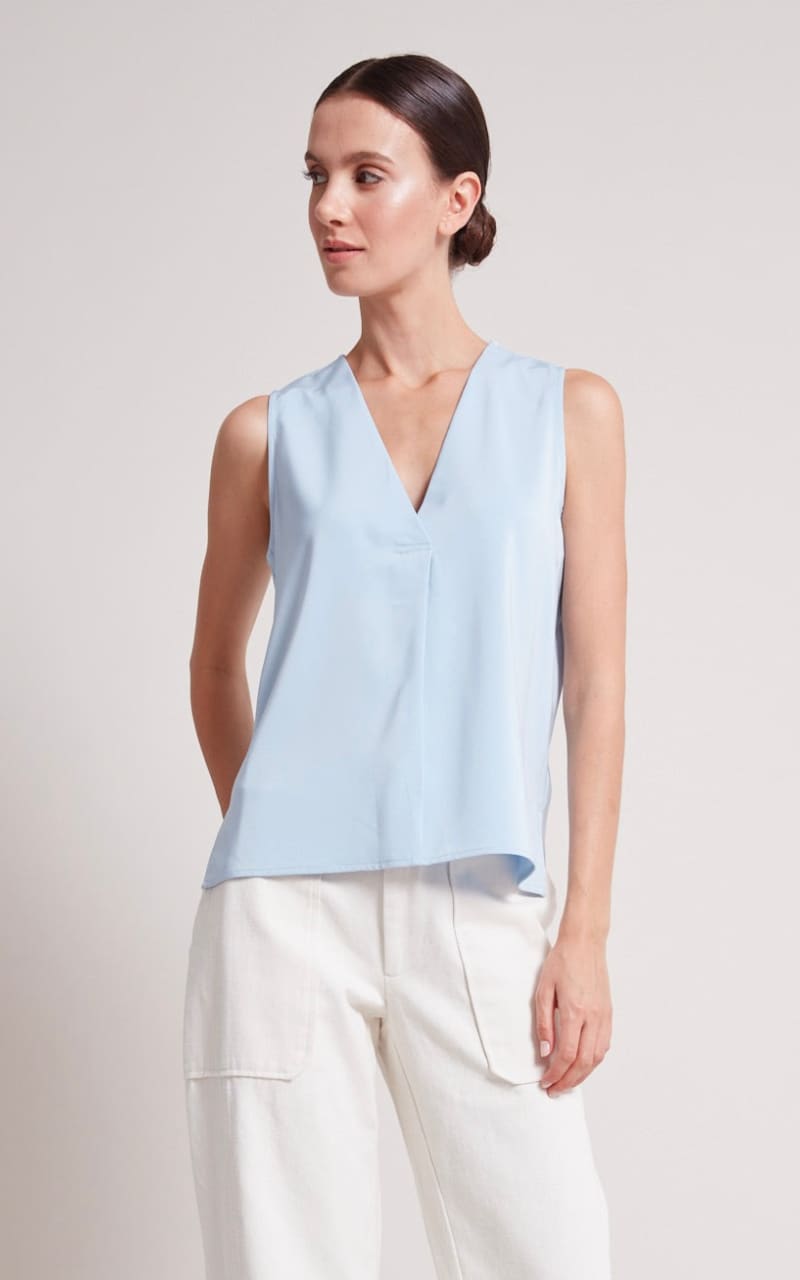 Adroit Atelier- True Sleeveless V-Neck Blouse - Skyway / XS