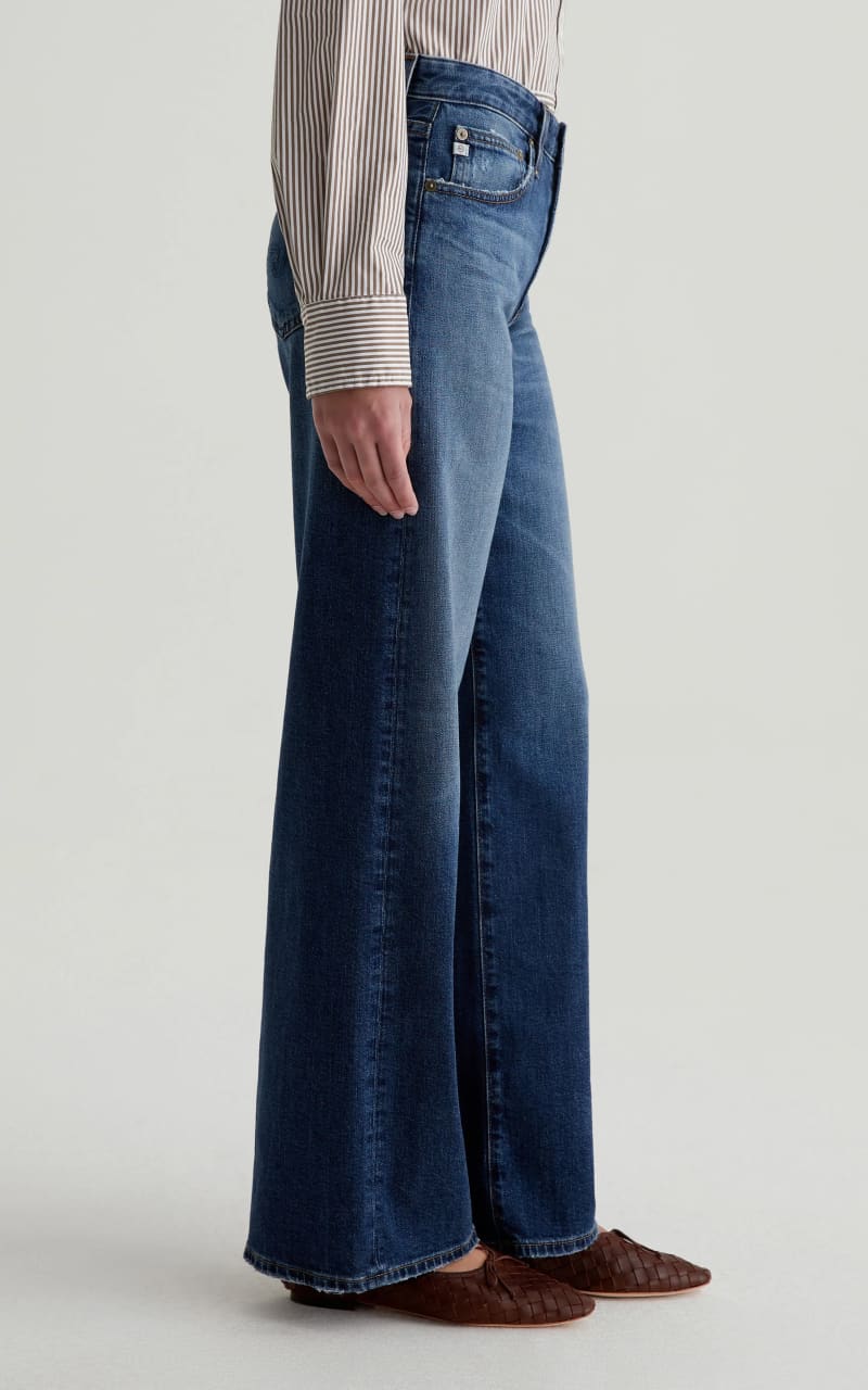 AG Jeans- Adria Low Rise Wide Leg Jeans in 10 Years