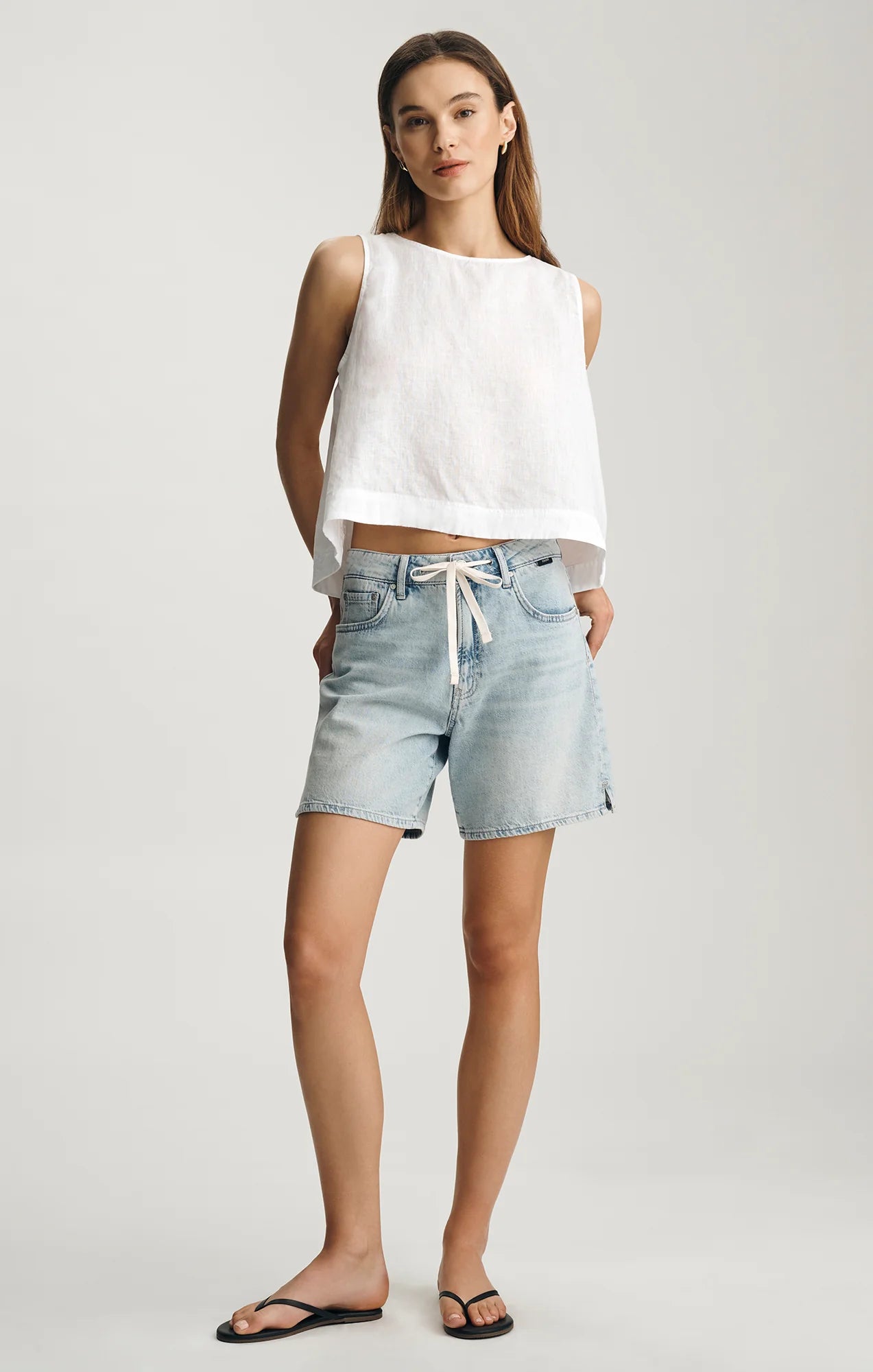 Mavi- Nella High Rise Relaxed Shorts in Bleached Linen Denim