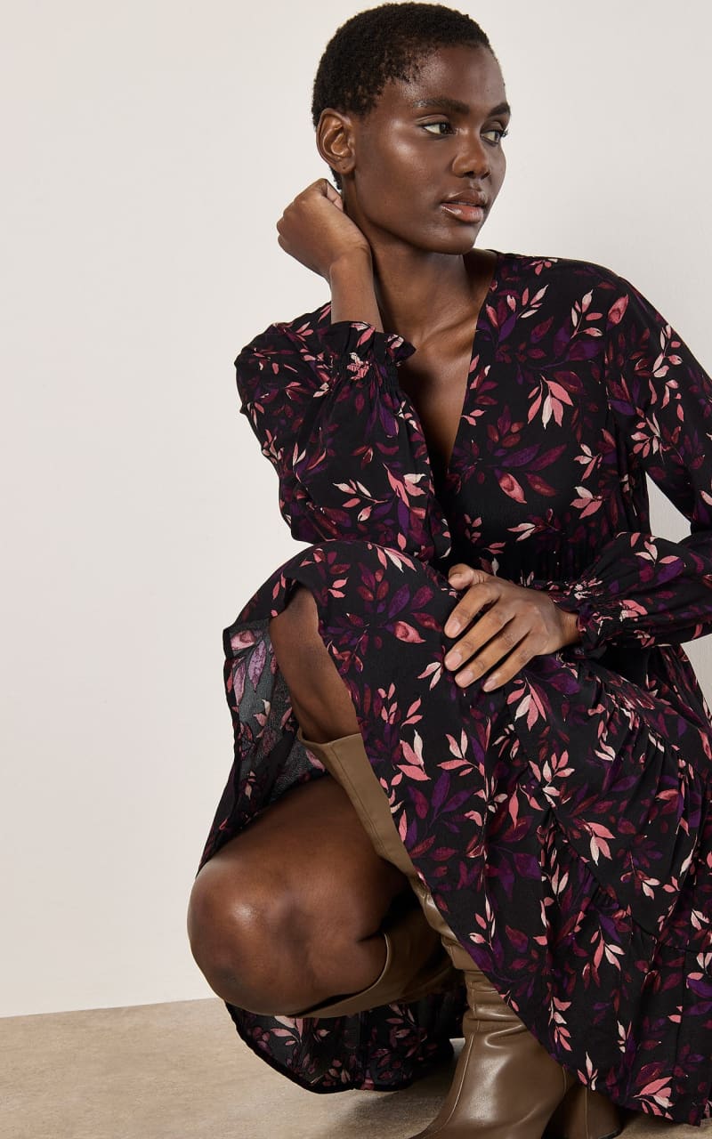 Apricot - Trailing Leaves Tier Button Dress in Burgundy