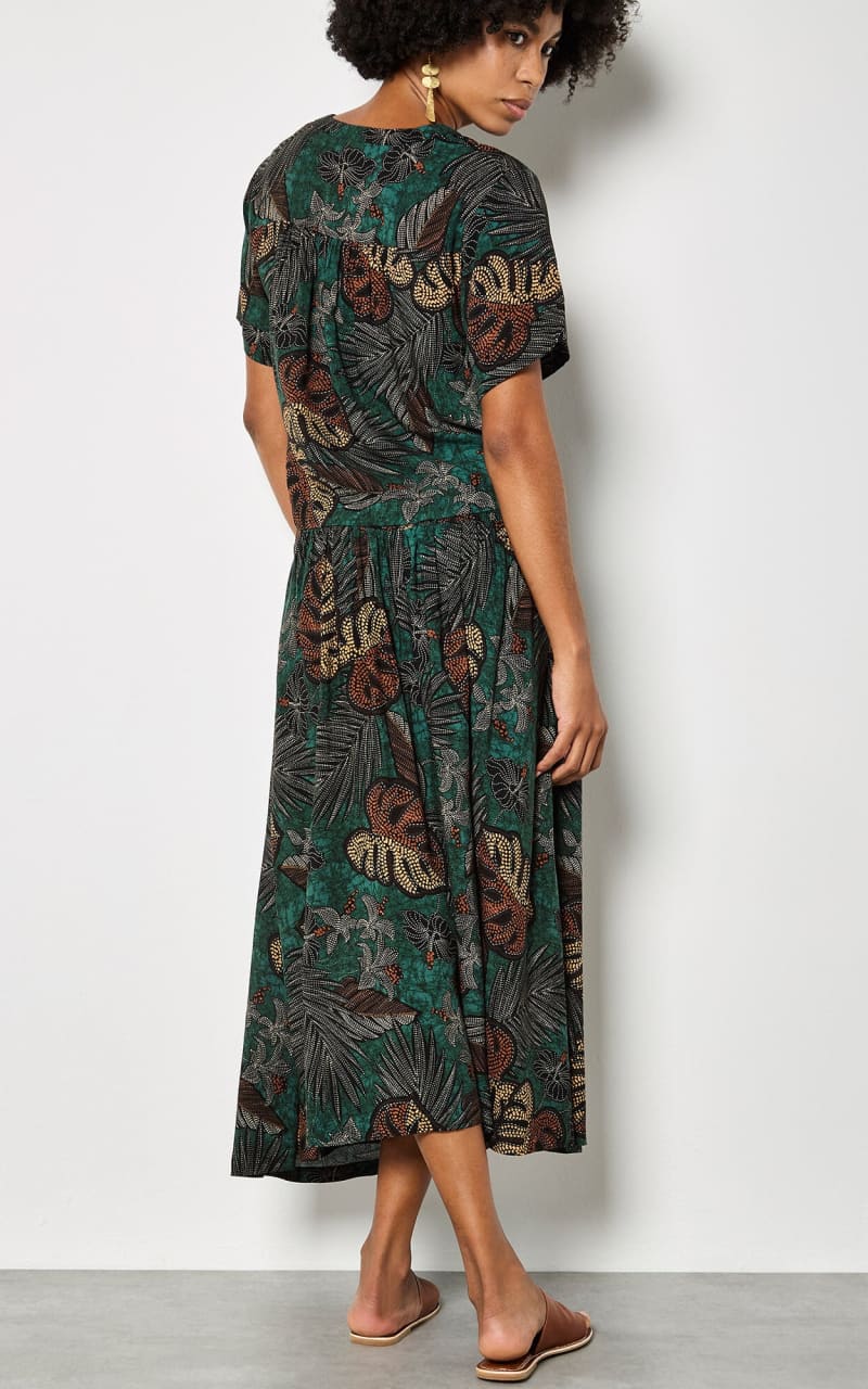 Apricot- Tropical Leaf Print A-Line Midi Skirt in Green