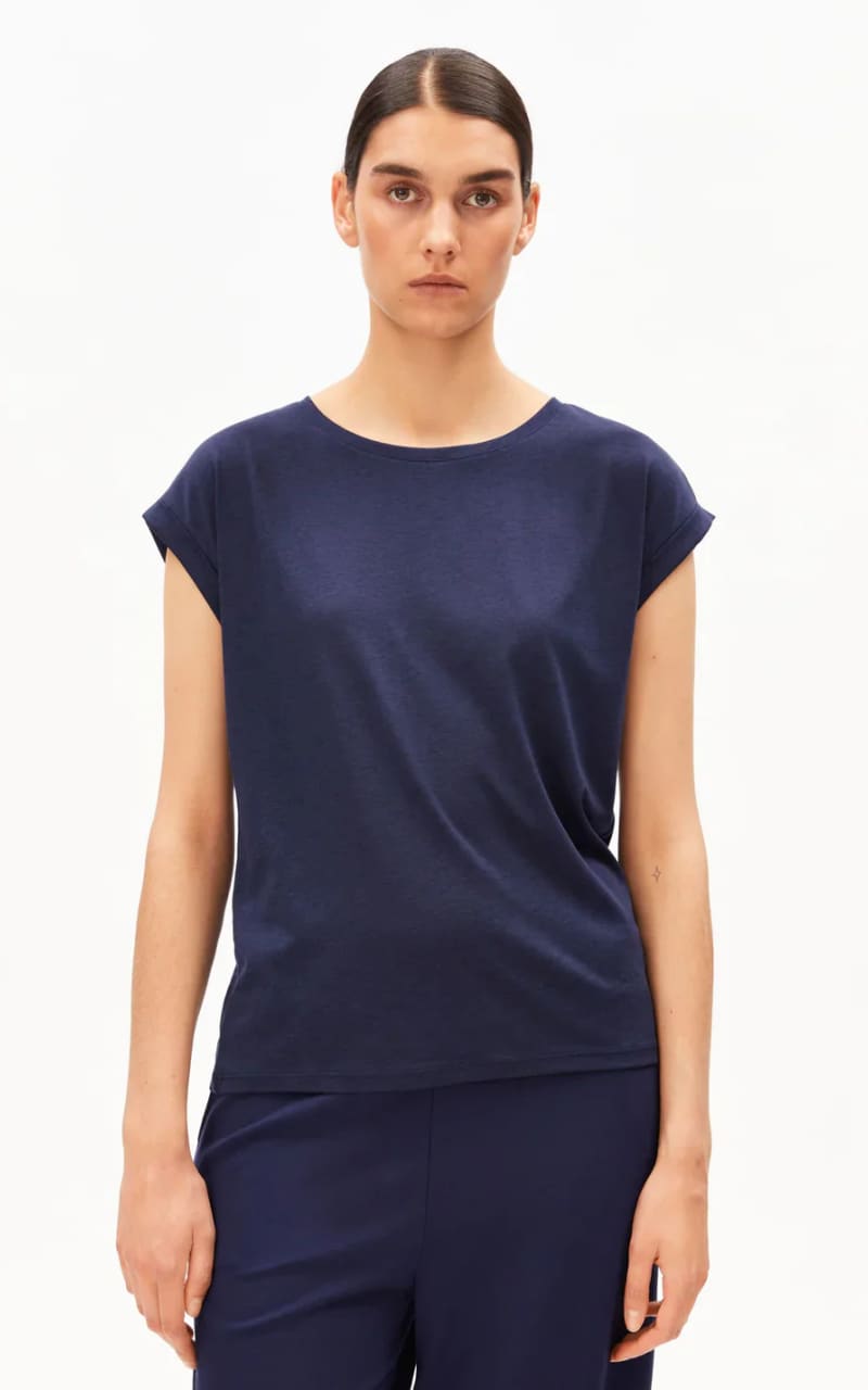 Armed Angels- Jilaana T-Shirt - Tinted Navy / XS - T-SHIRT