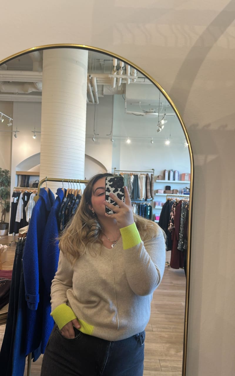 Brodie Cashmere- Colour Pop Maria V-Neck Sweater